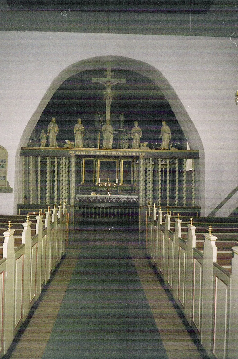 Photo showing: Feldballe kirke - korbuen.