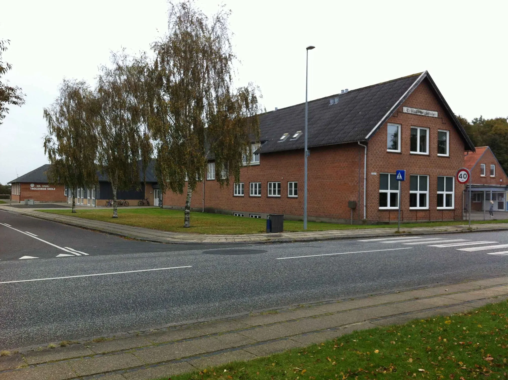 Photo showing: Troldhede Skole