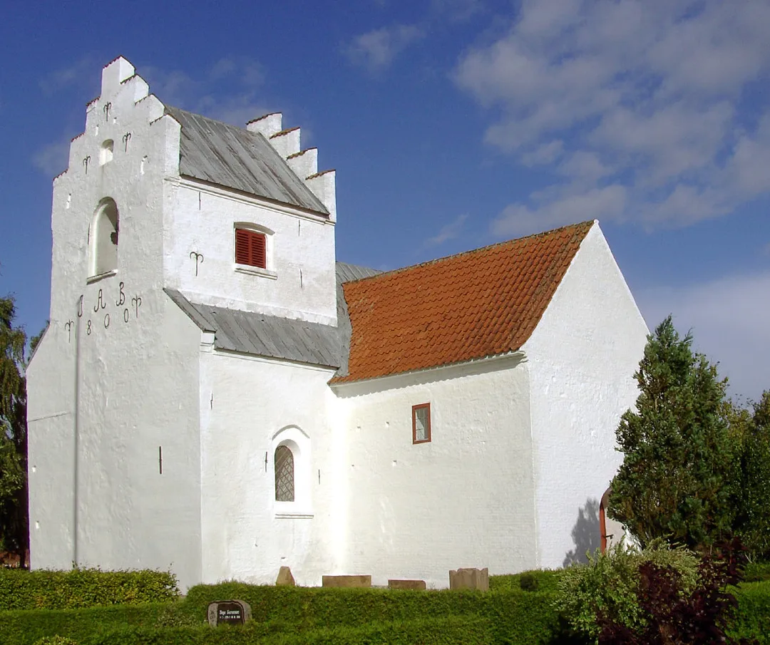 Photo showing: Asferg  kirke (Randers) fra sydvest