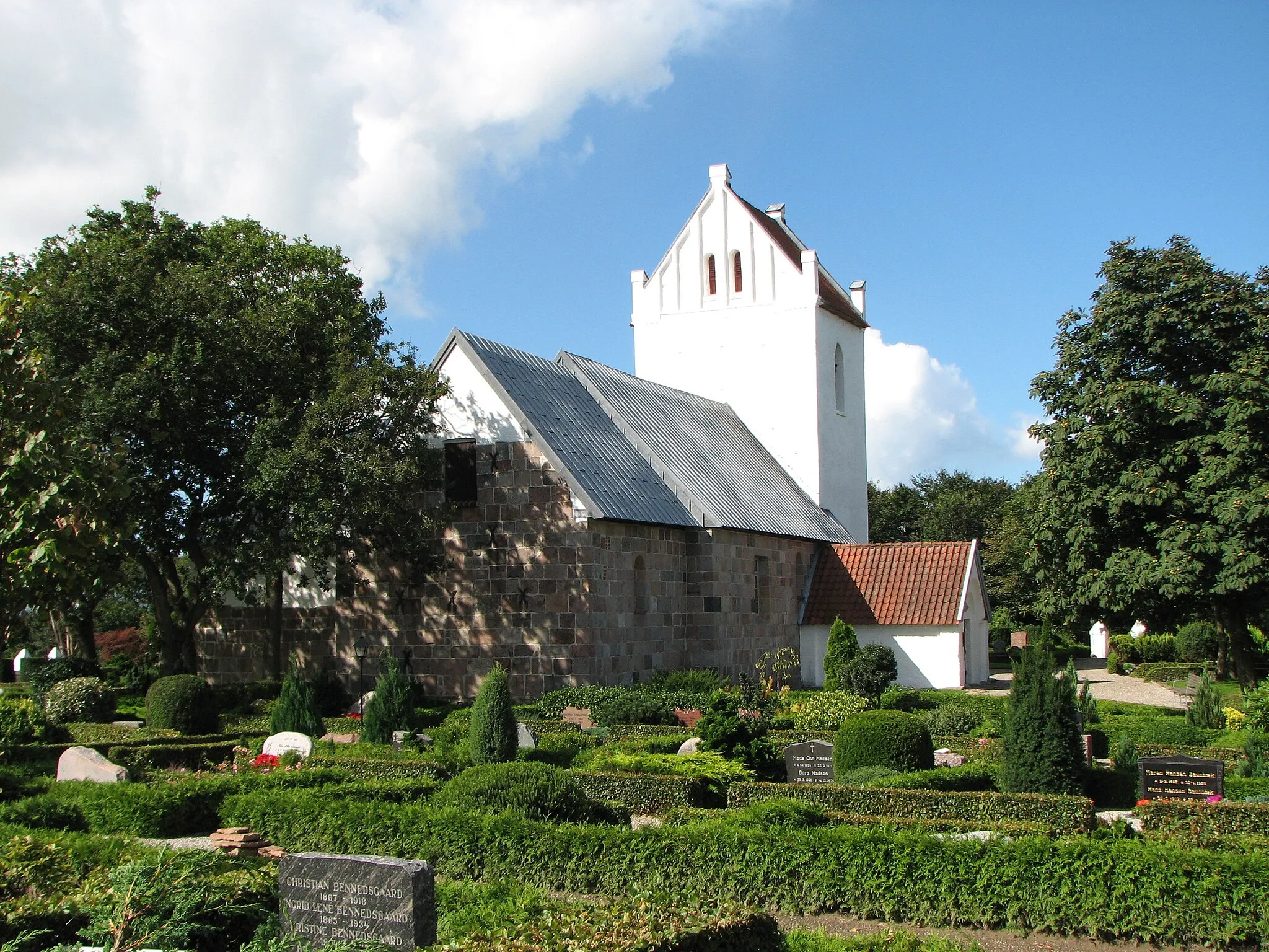 Photo showing: Vedersø Kirke in Denmark,

photo by author JEK, Jens Christensen, Haderslev, Denmark