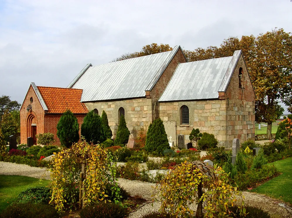 Photo showing: Rud kirke, Favrskov, fra sydøst