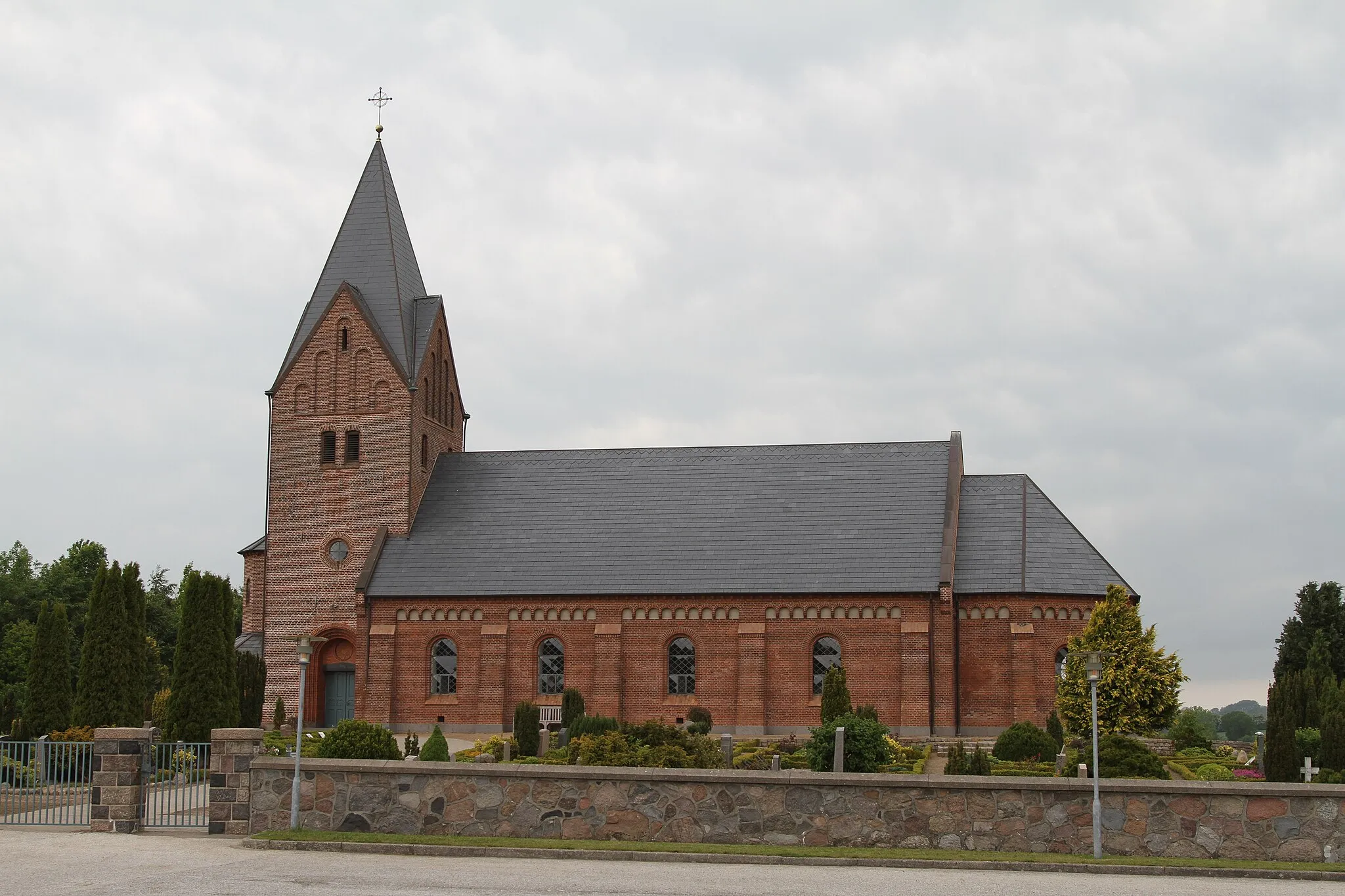 Photo showing: Barrit Church