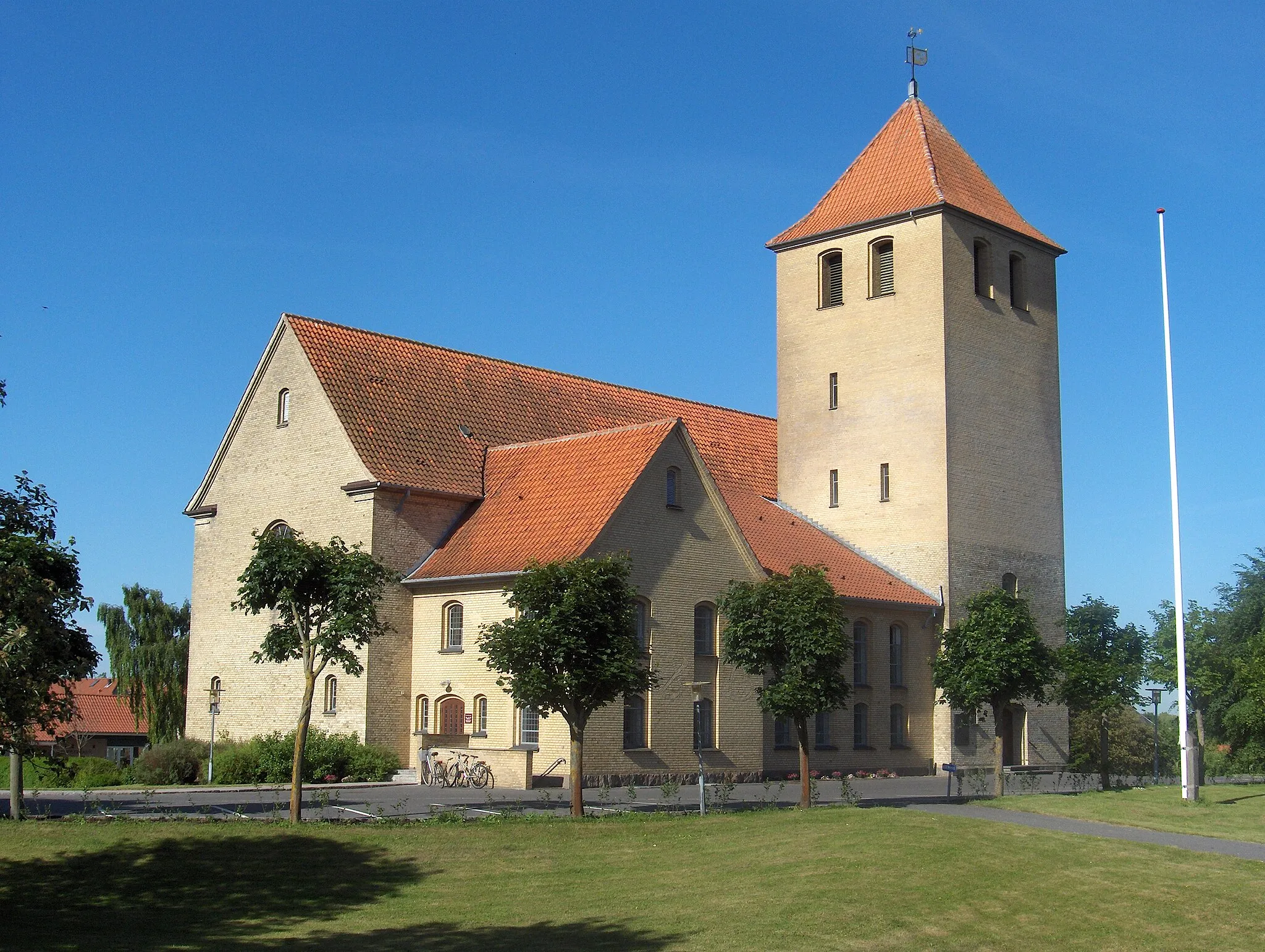 Photo showing: Hasseris Kirke