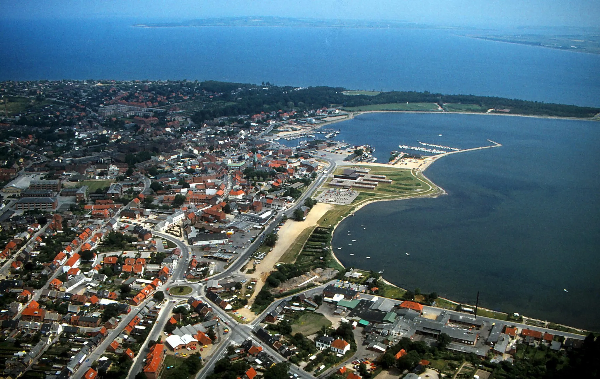 Photo showing: the pilot of the OY-MVX Scheibe SF-25B Falke invited me for a flight, we went all the way around the island Mors,

Nykøbing Mors danmark