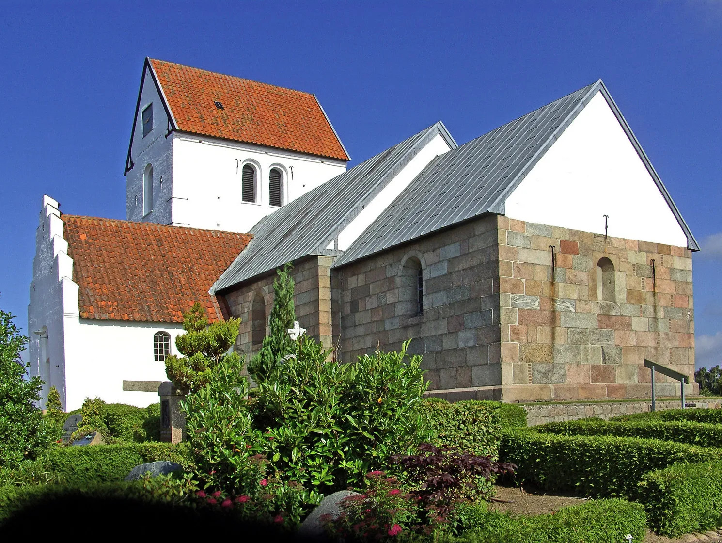 Photo showing: Klejtrup kirke, Viborg, fra sydøst