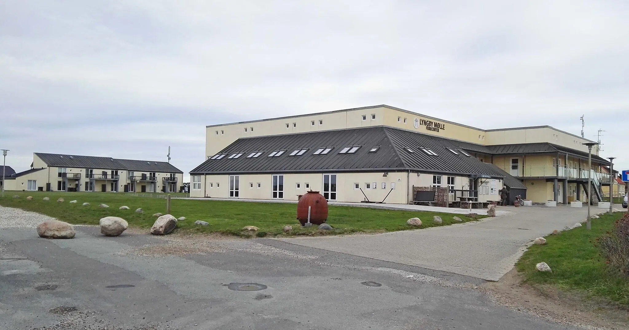 Photo showing: Lyngby Mølle Feriecenter i Nørre Lyngby