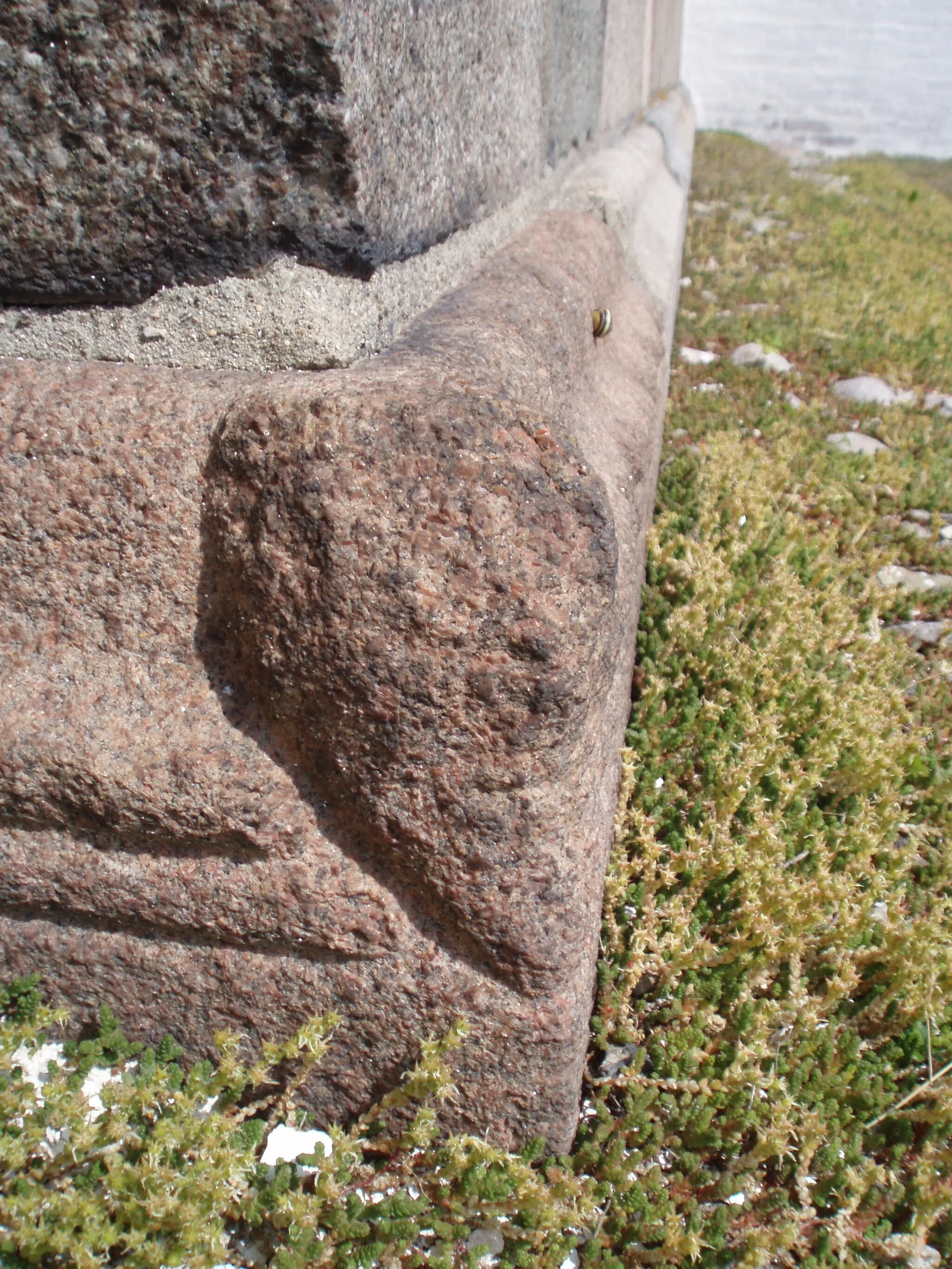 Photo showing: Hvidbjerg Kirke in Hvidbjerg Sogn in Struer Kommune, Denmark. Stonehead.

Photographer: Brams.