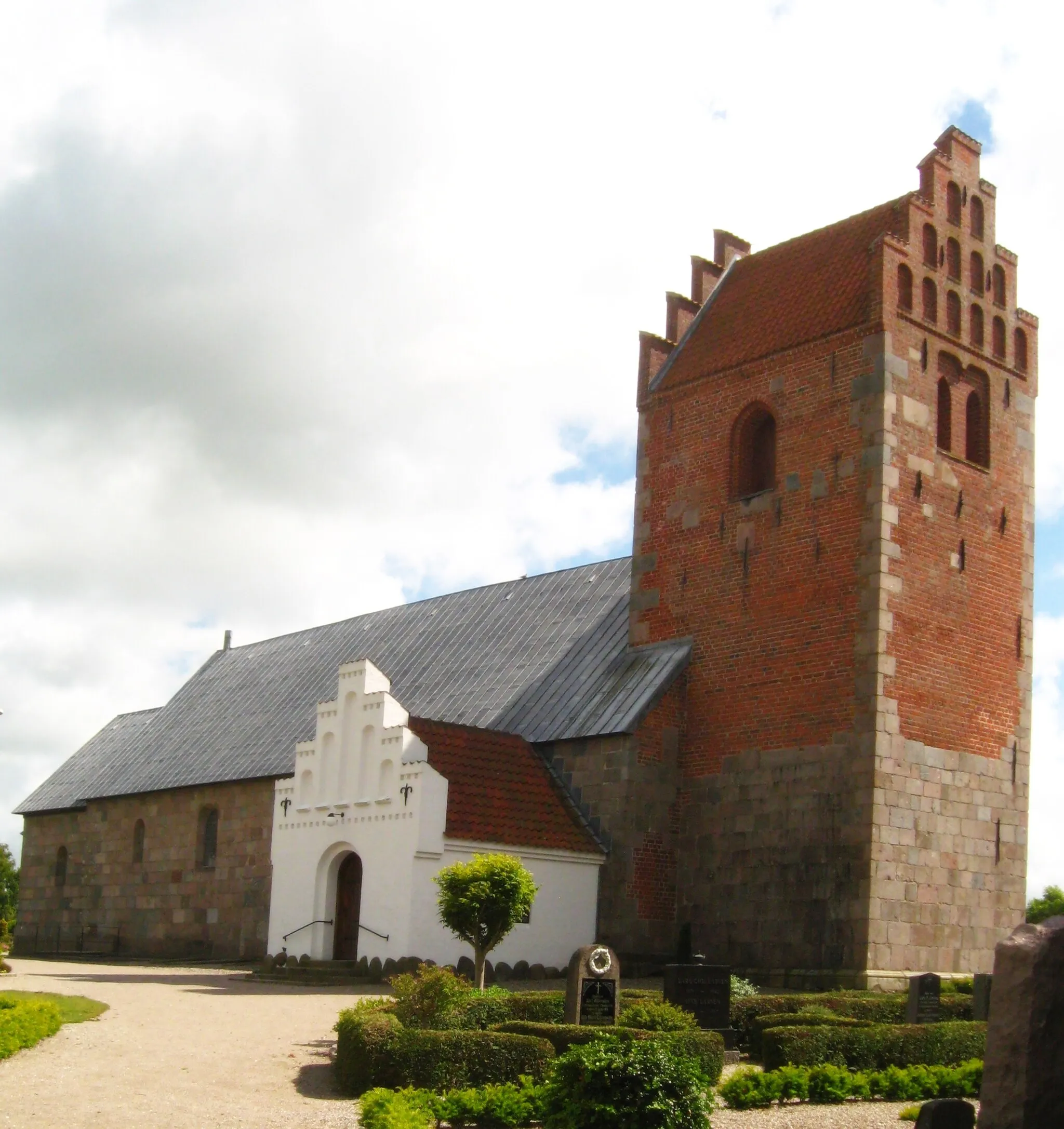 Photo showing: Øster Brønderslev Kirke