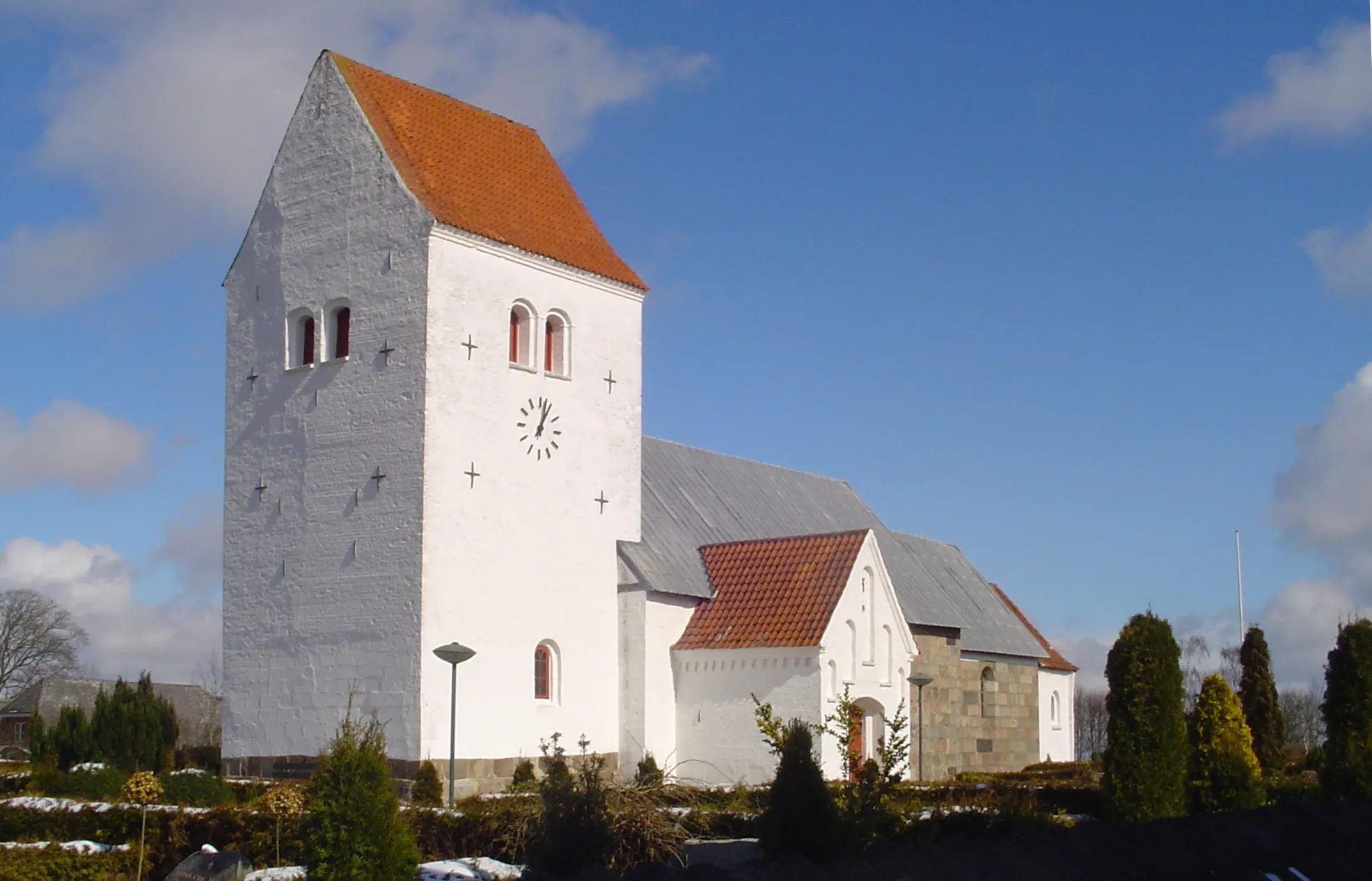 Photo showing: Ørum Sønderlyng, kirken fra sydvest (the church from south-west)