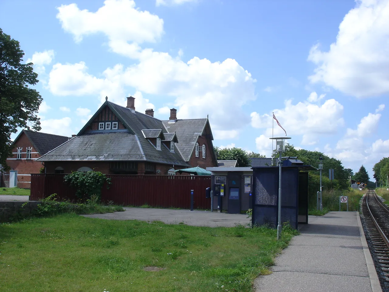 Photo showing: Vedde station, sporside