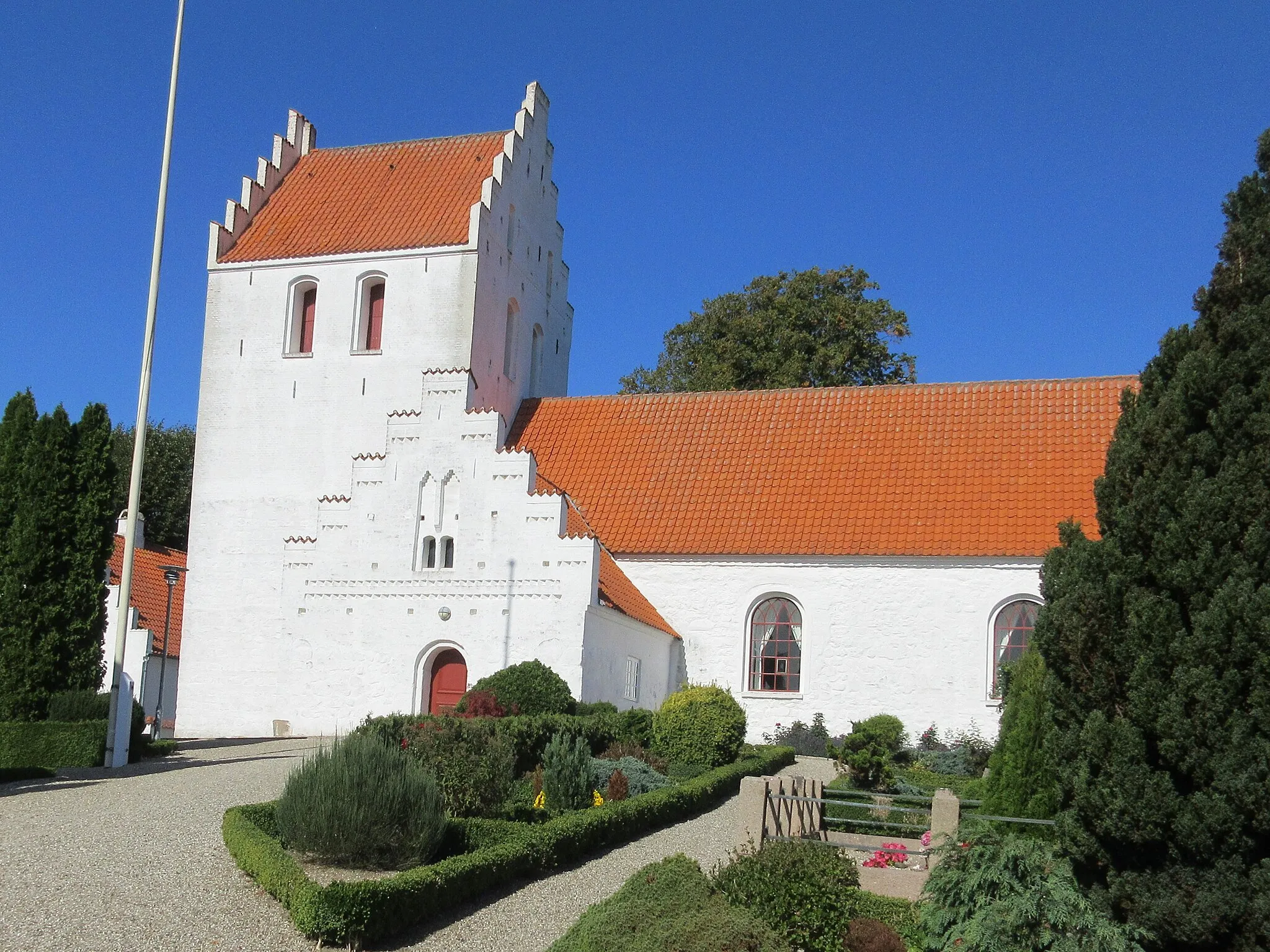 Photo showing: Slamstrup Kirke, Skamstrup, Denmark