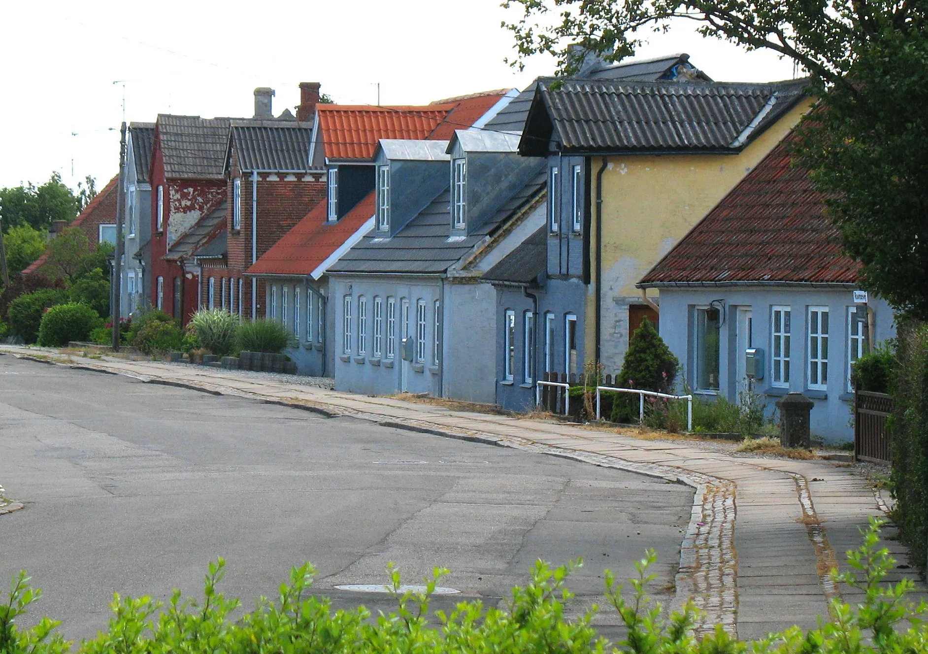 Photo showing: Houses from the small town "Nørre Alslev" located on the island Falster in east Denmark.