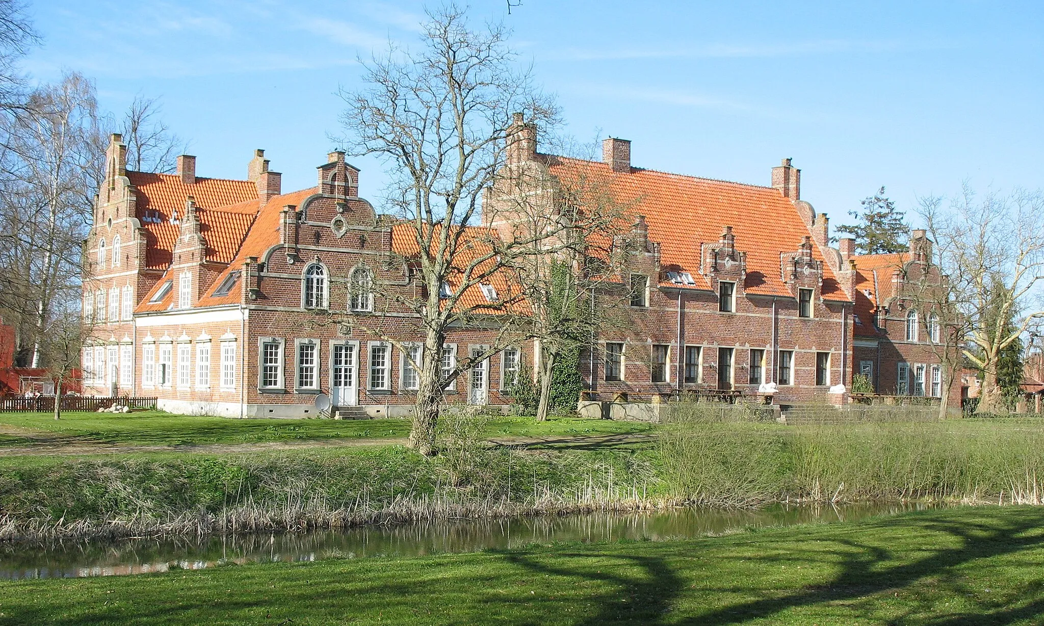 Photo showing: Tølløsegård Slot