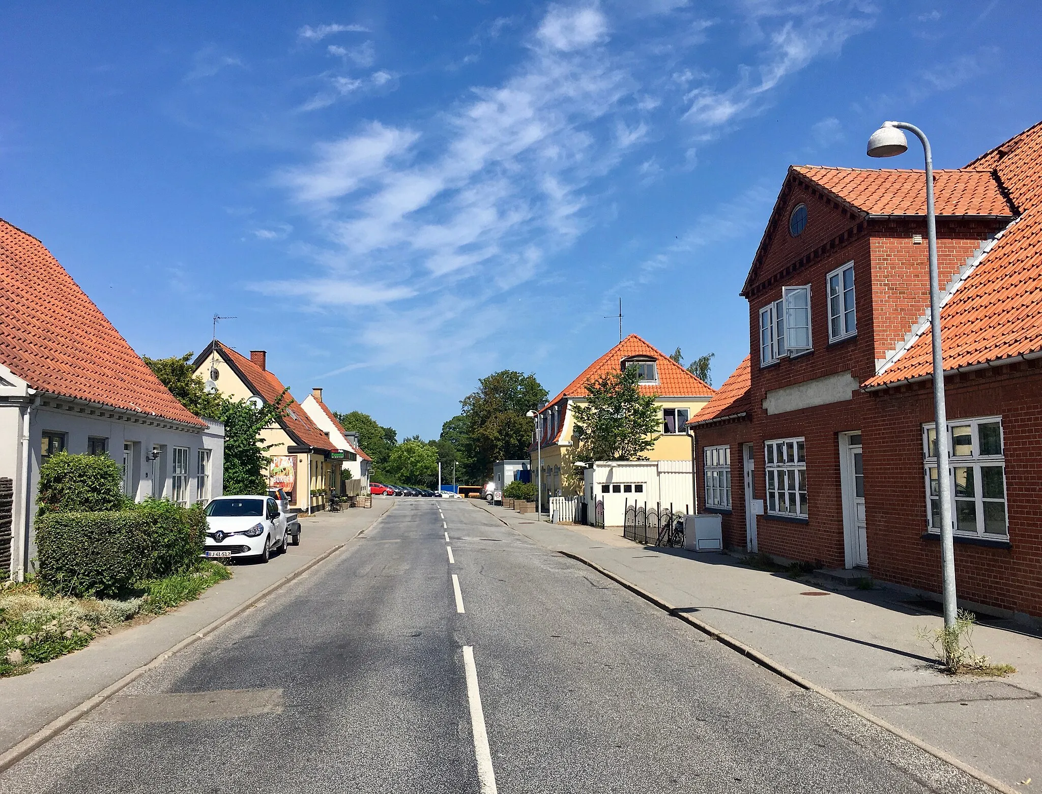 Photo showing: Fra Bygaden i Kirke Hyllinge, Hornsherred, Sjælland