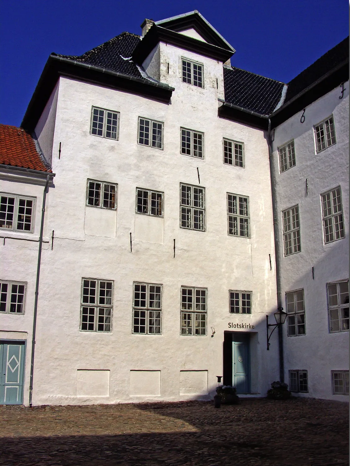 Photo showing: fra indergården