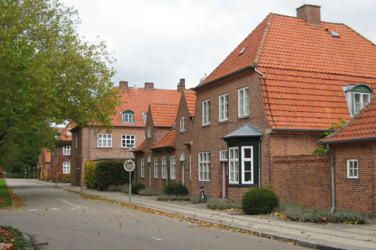 Photo showing: Lægeboliger på Sindssygehospitalet i Nykøbing Sjælland.