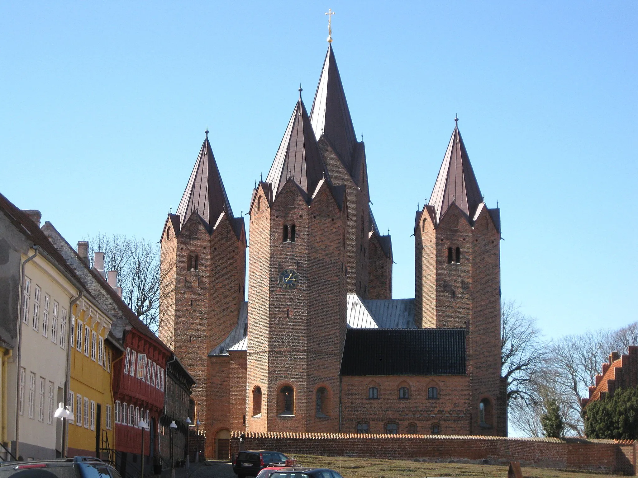 Photo showing: The church "Vor Frue Kirke" in the town Kalundborg. The town is located in West Zealand, Denmark.