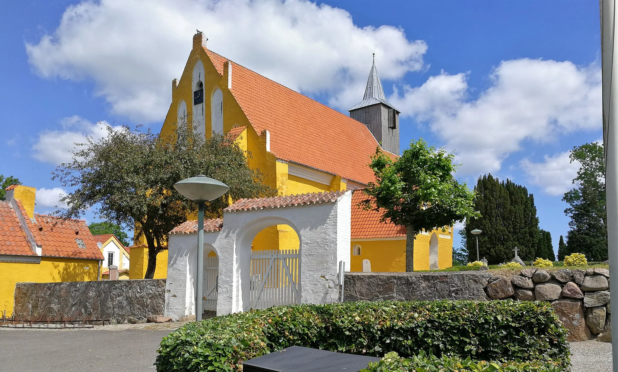 Photo showing: Vesterborg Church at Rosningevej 2 
4953 Vesterborg

Danmark