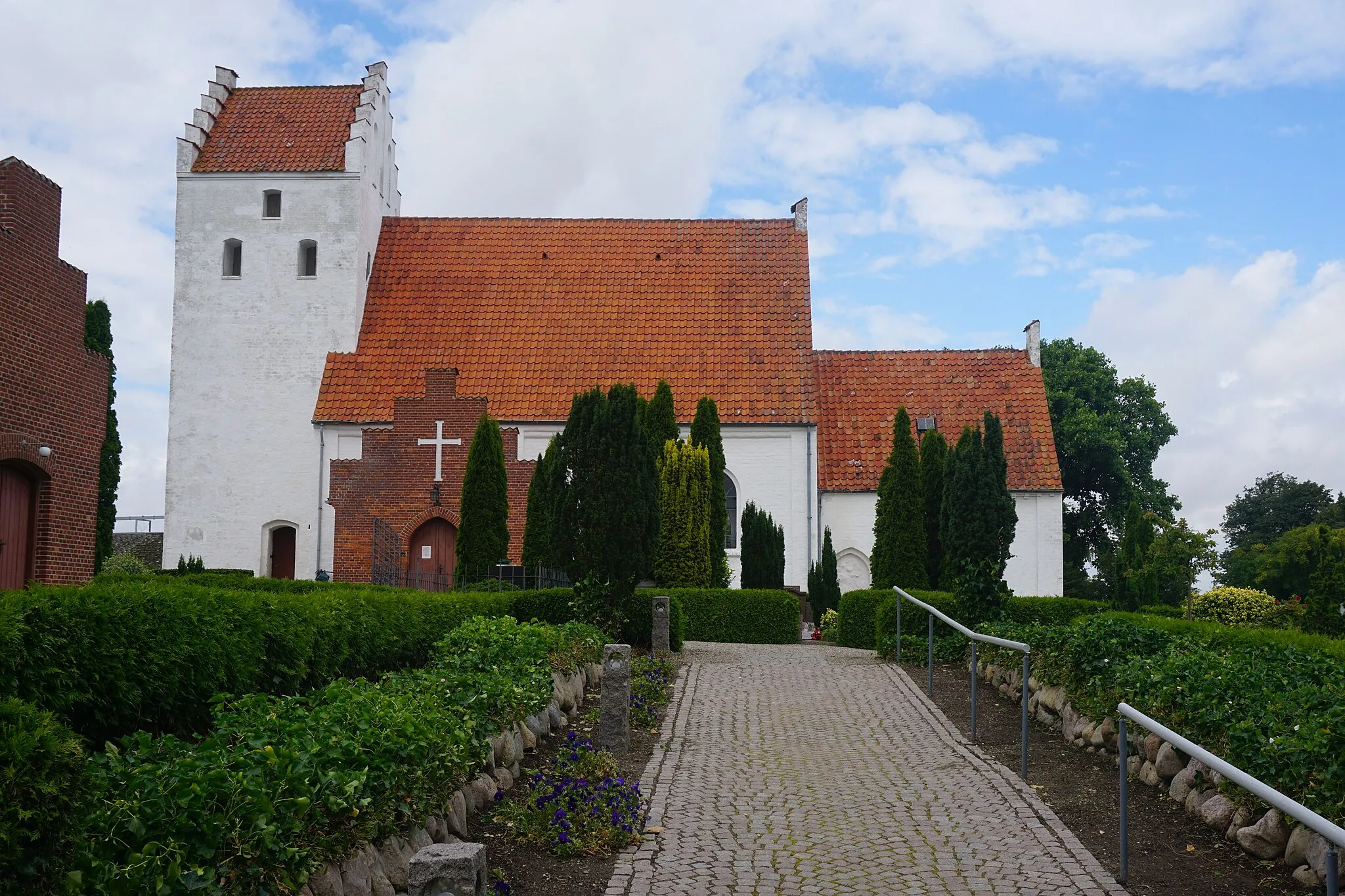 Photo showing: Horreby Kirke at Ellehavegårdsvej 1, Denmark

4800 Nykøbing F
