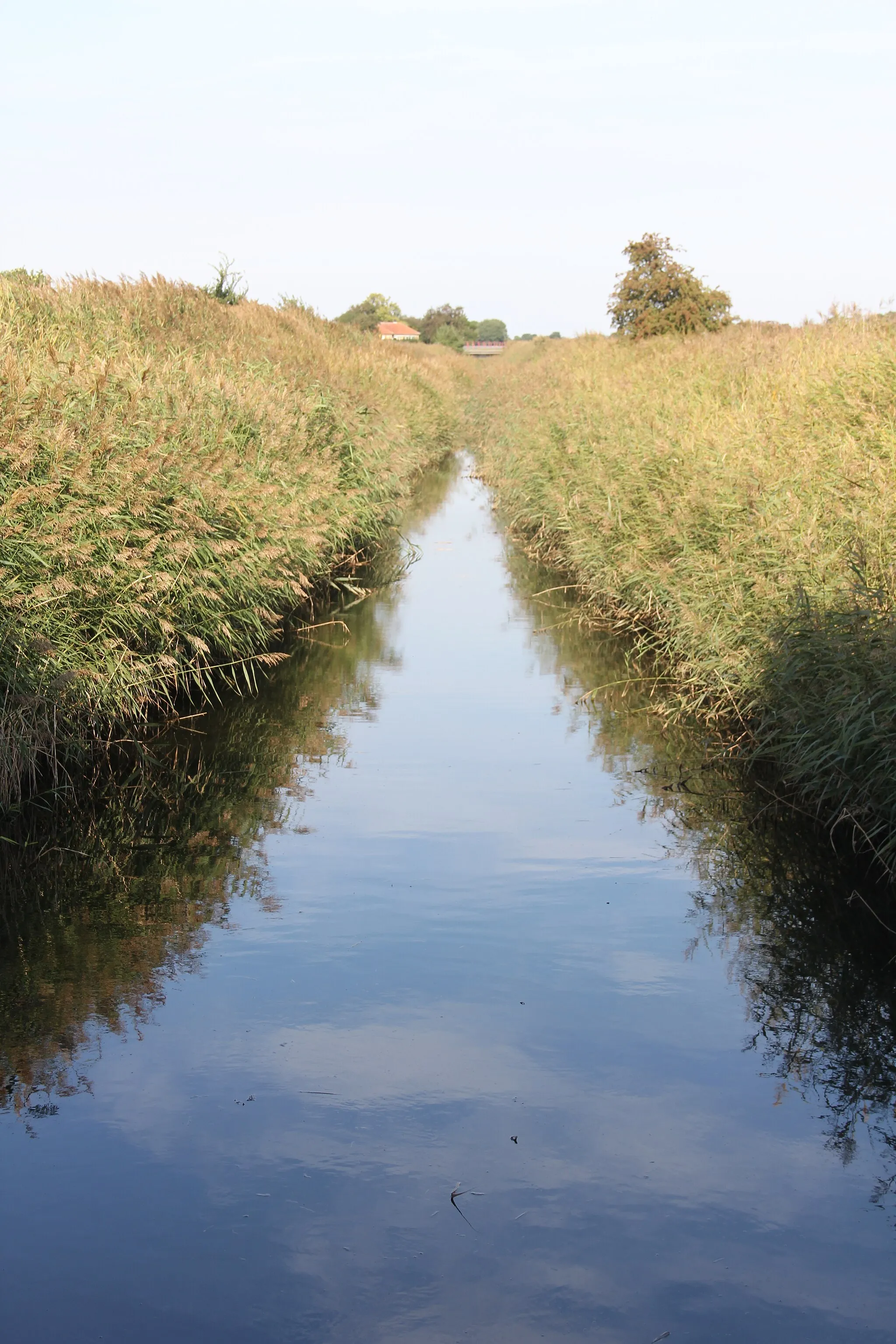 Photo showing: Canal at Avnø