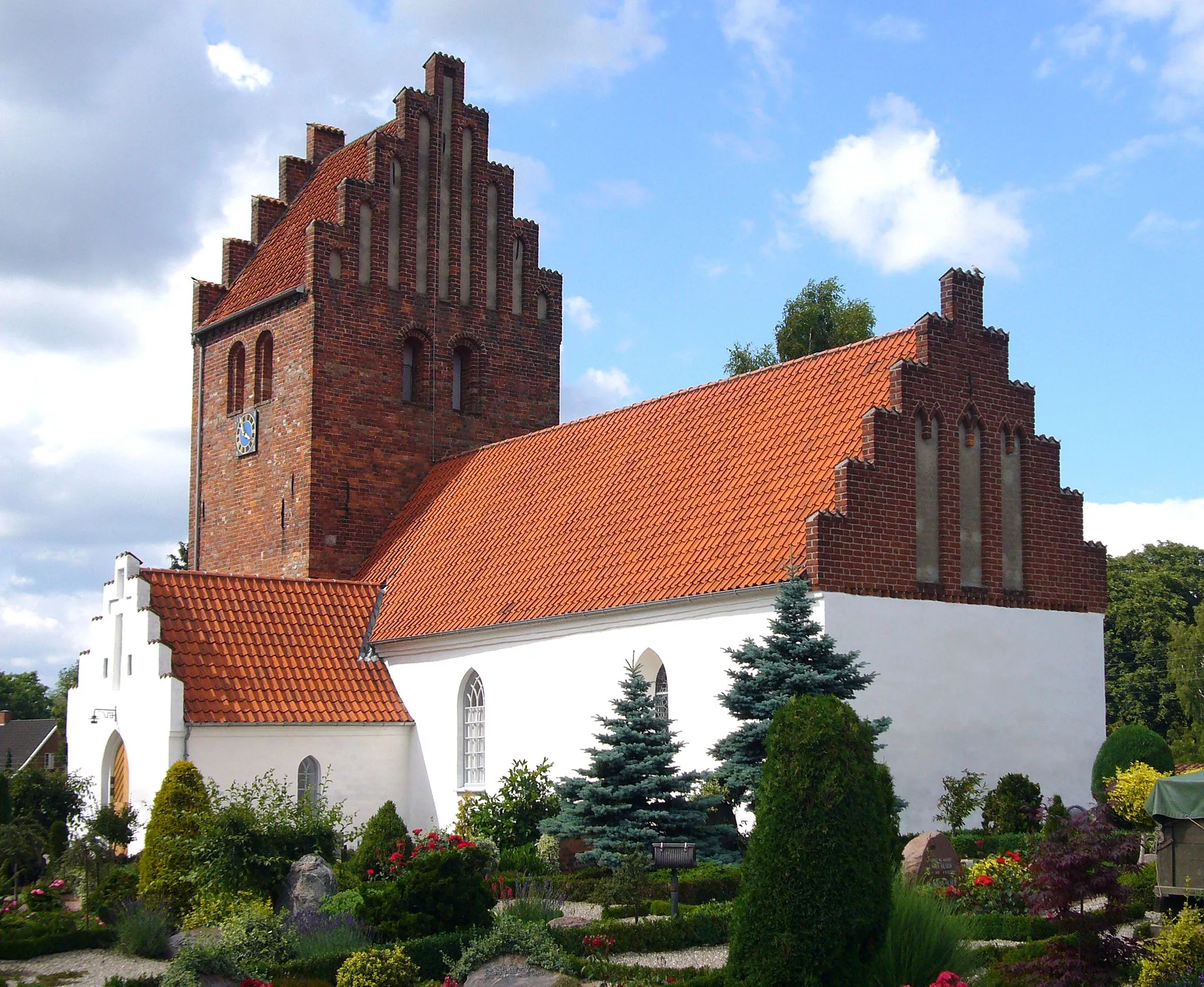 Photo showing: Jersie Kirke, Roskilde County, Denmark.