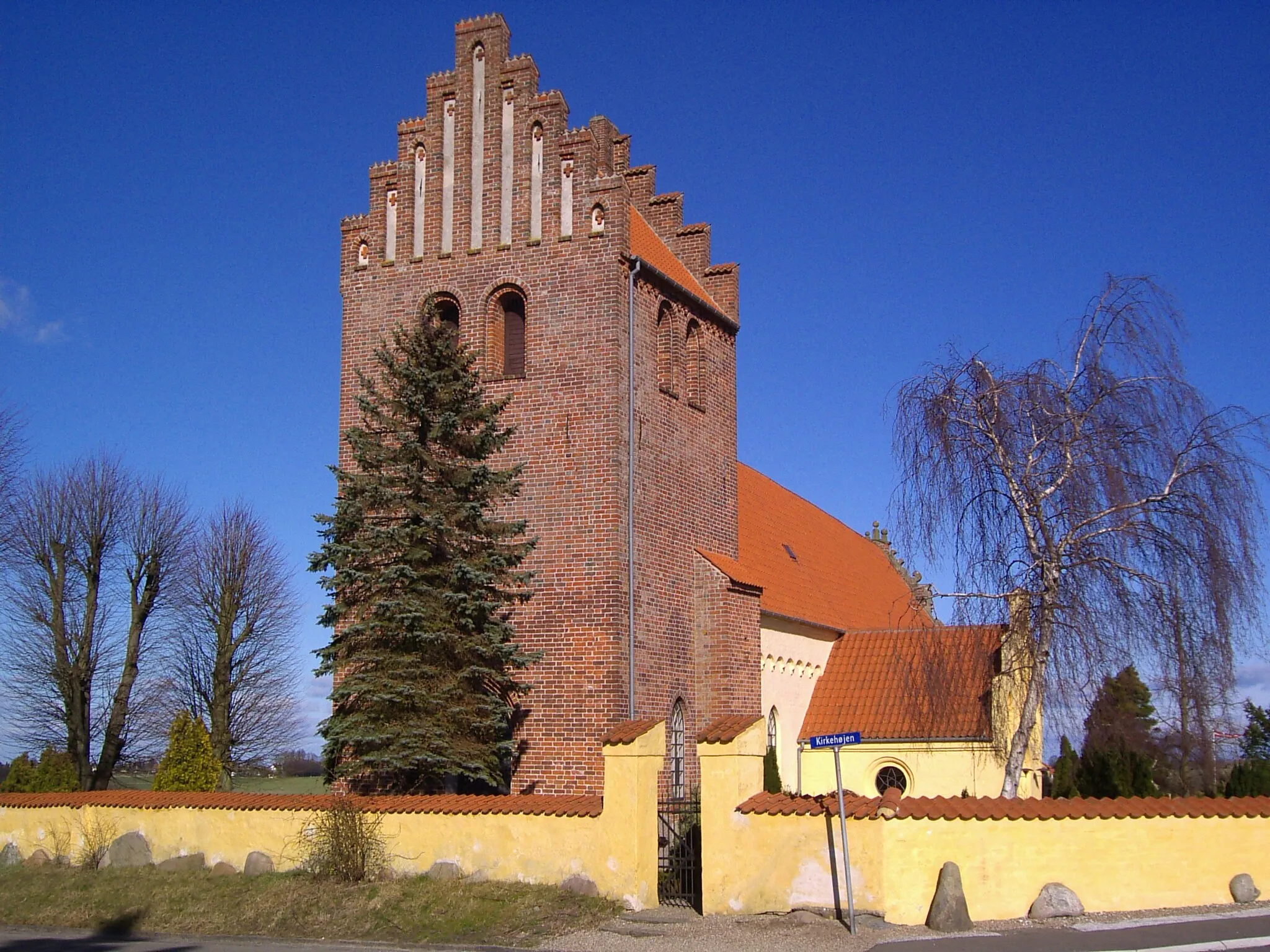 Photo showing: Valløby Church, Valløby parish, Municipality of Stevns, Region Sealand, Denmark.
