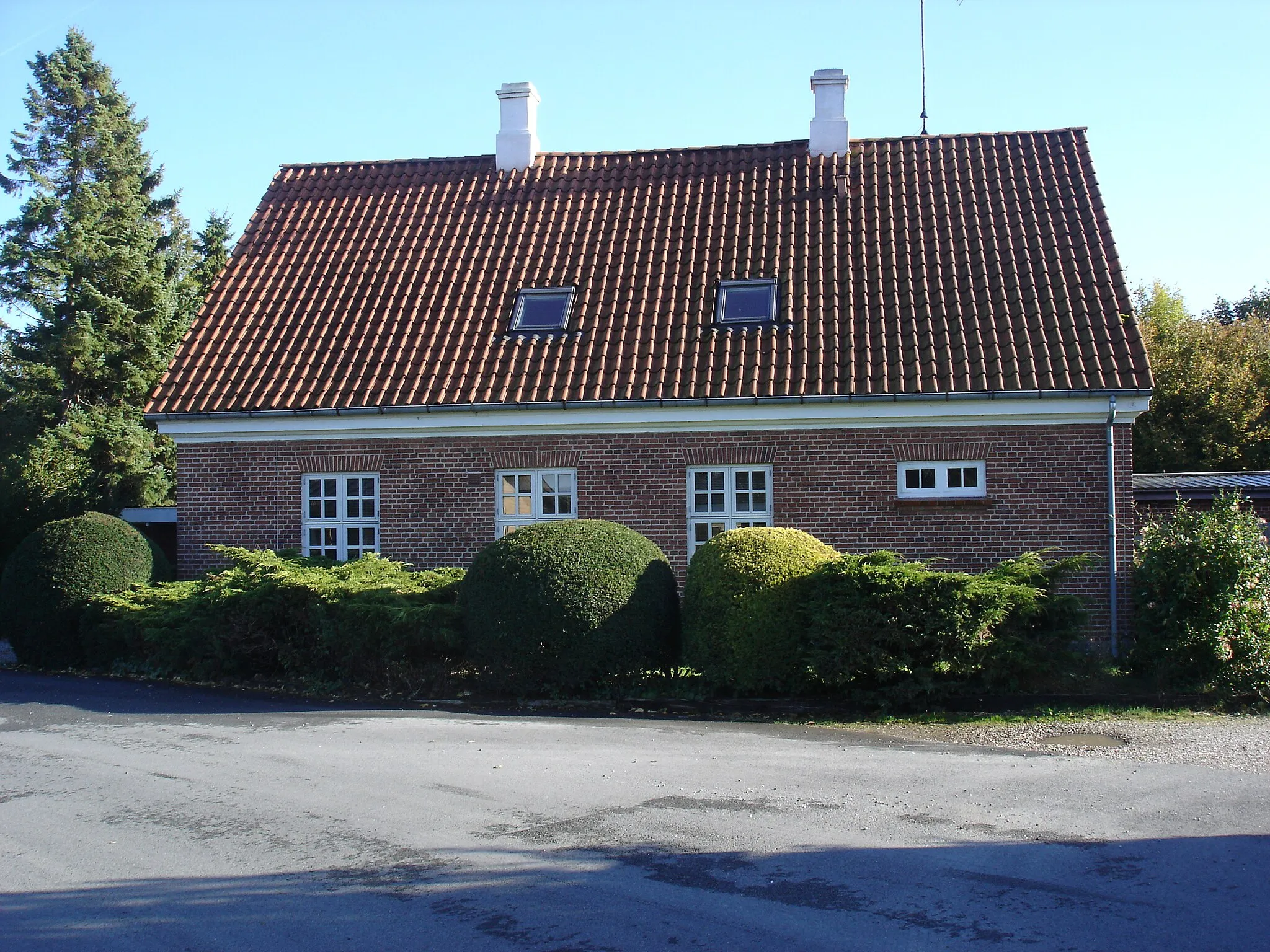 Photo showing: Østervang Station fra NV