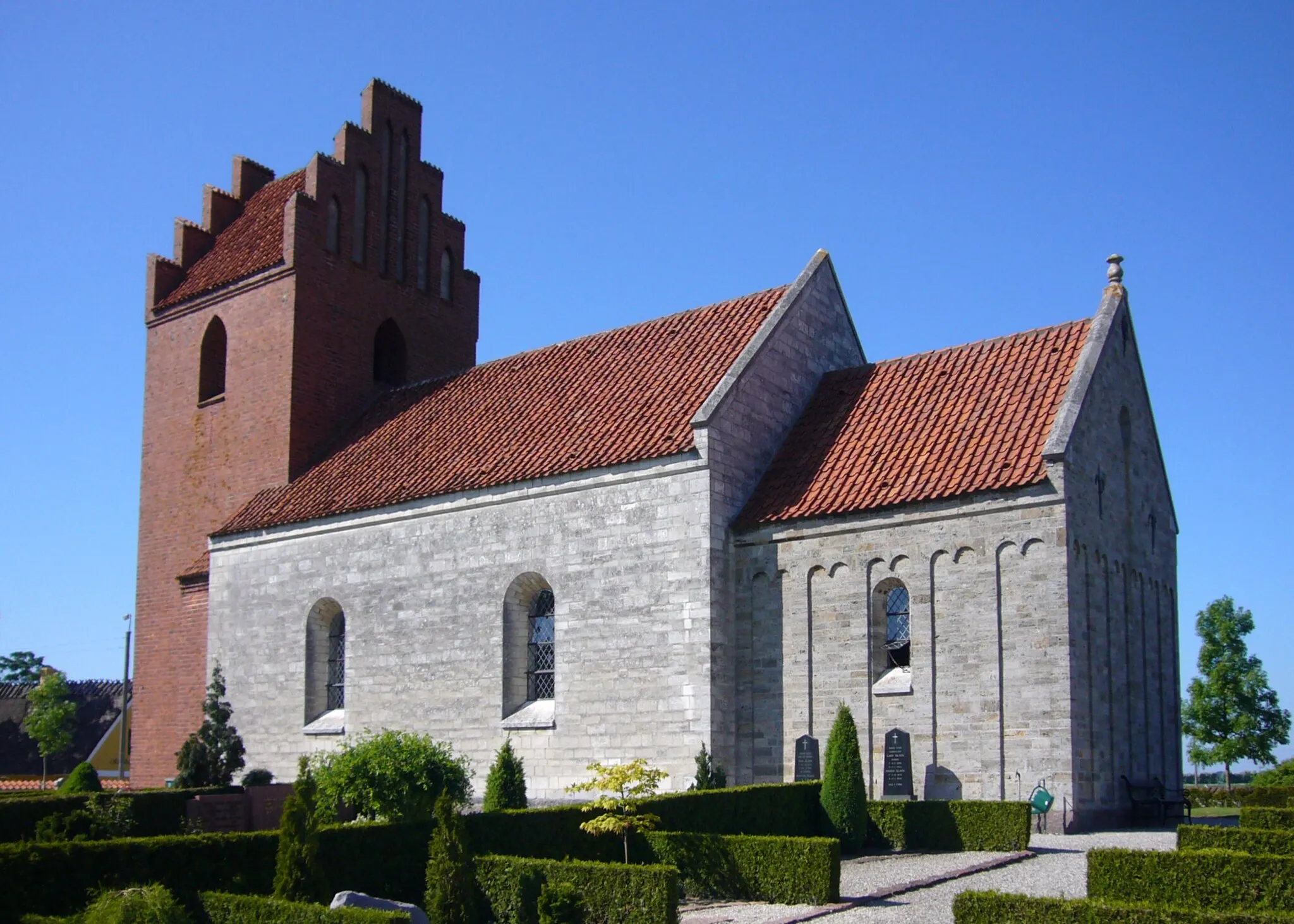 Photo showing: Kildebrønde Kirke, Roskilde County, Denmark.