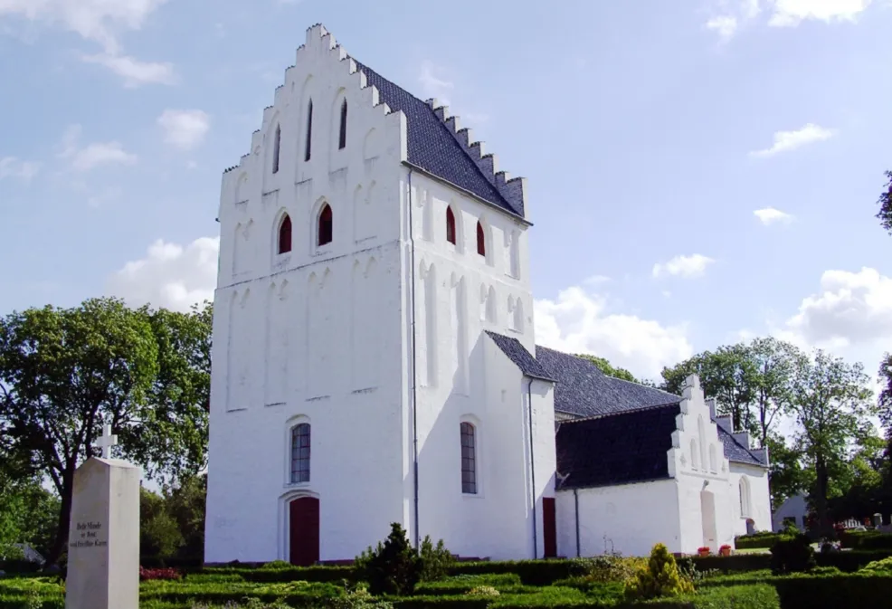 Photo showing: Asperup kirke (Middelfart) fra sydvest
