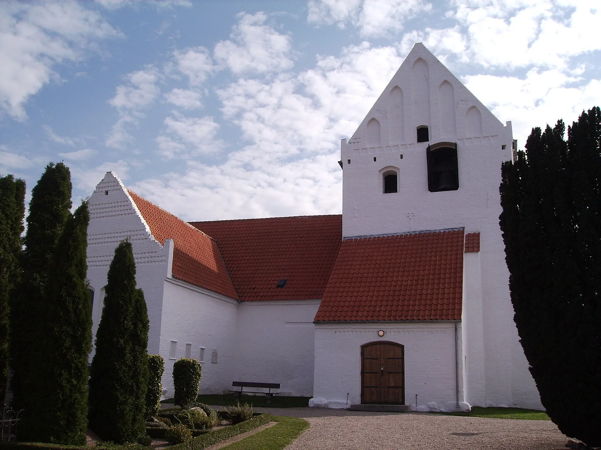 Photo showing: Paarup Kirke fra nord, Paarup Sogn, Odense Herred, Odense Amt, Denmark (Danish Church)