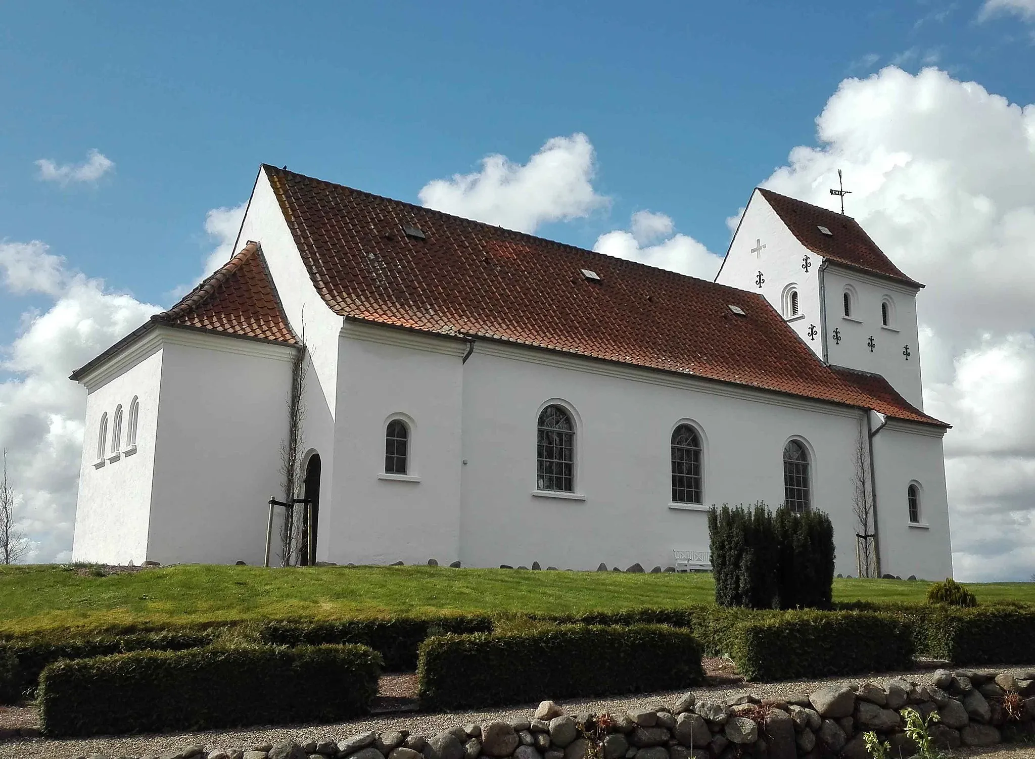 Photo showing: Genner Kirke fra nordøst