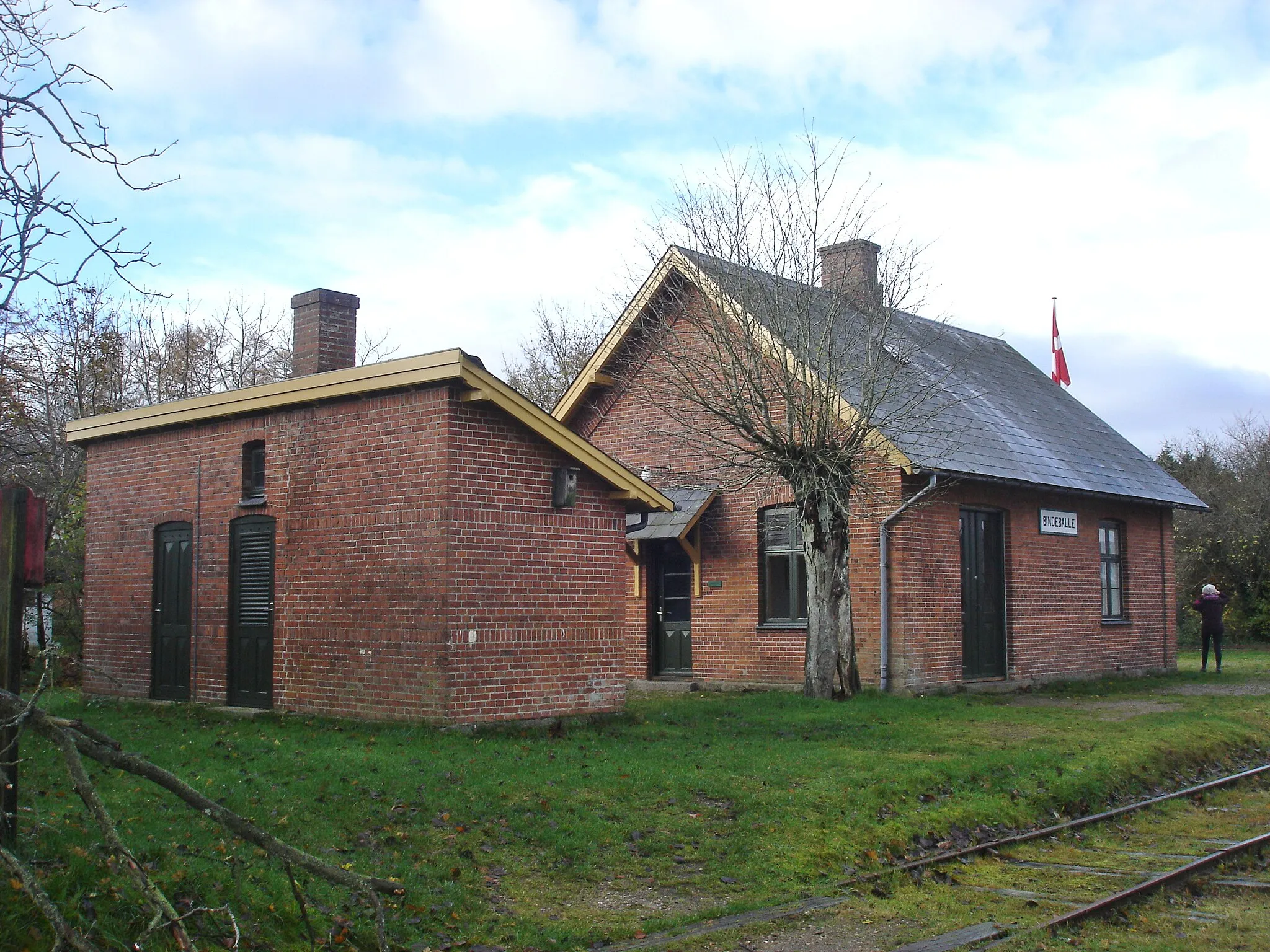 Photo showing: Bindeballe Station, sporsiden fra Ø