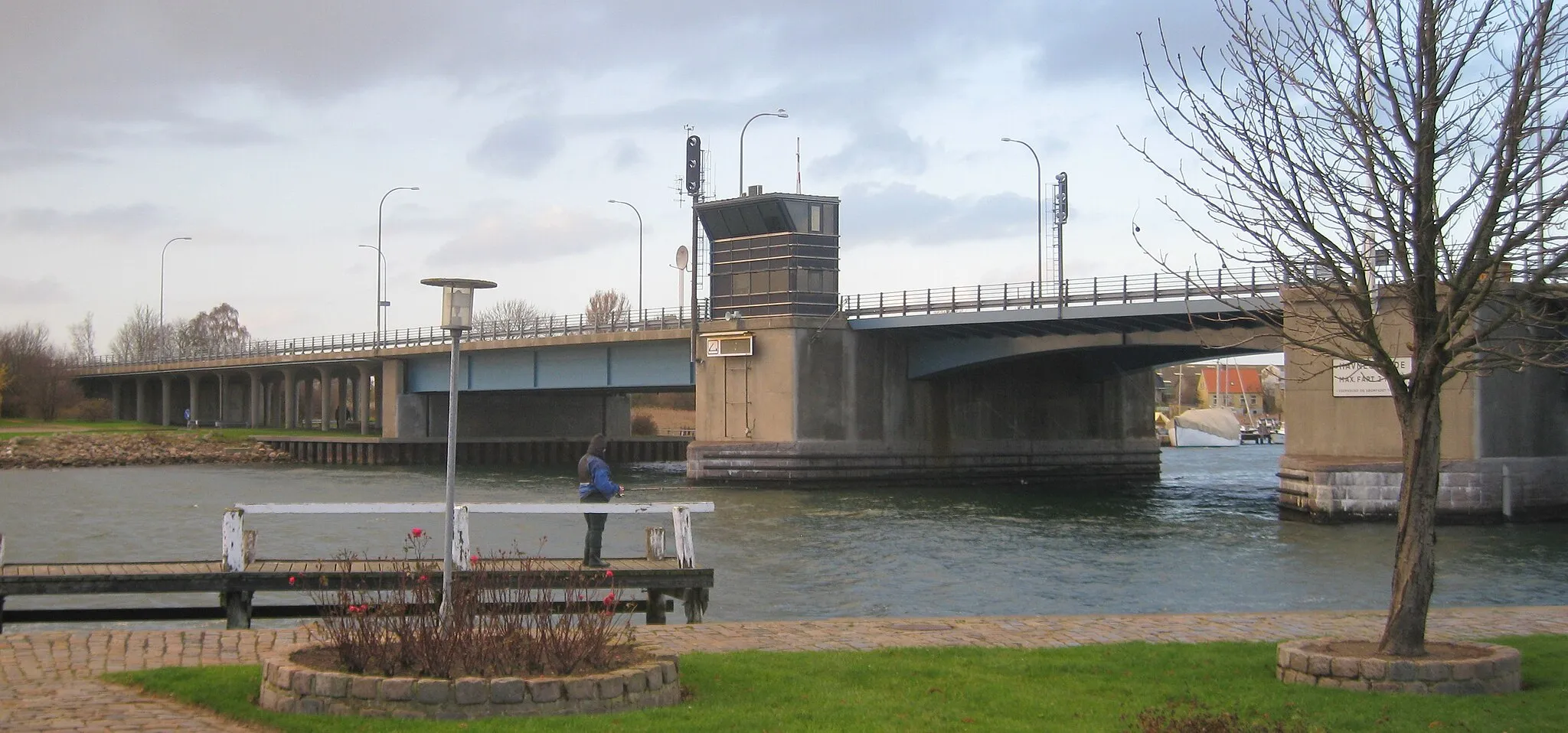 Photo showing: The Egernsund bridge, Denmark. View from Egernsund harbour.