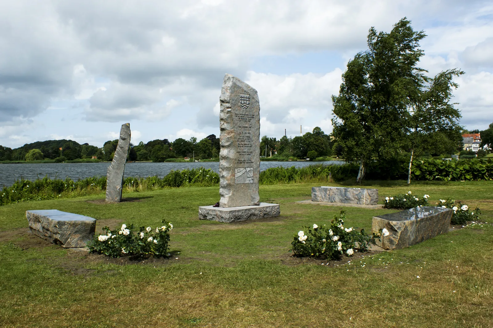 Photo showing: Memorial Stone in park in Haderslev in Denmark