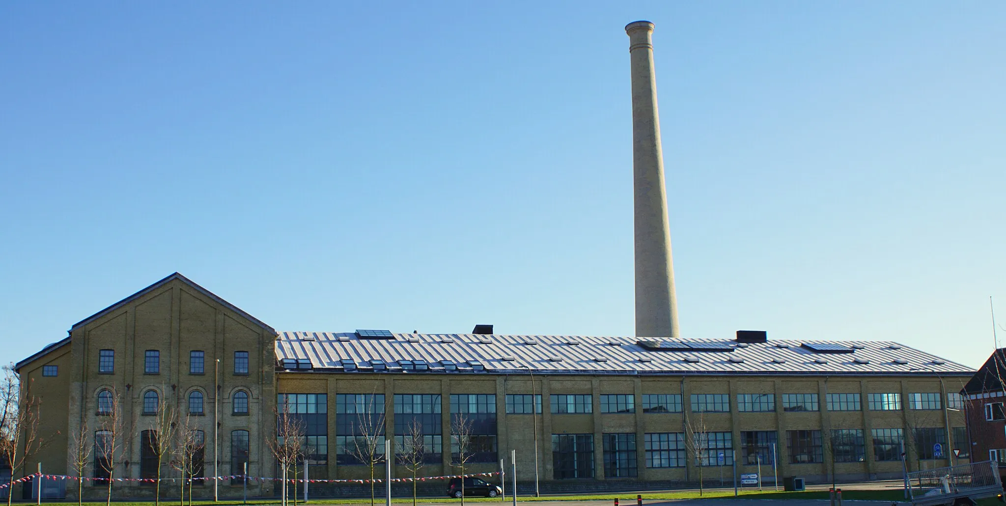 Photo showing: Rådhuset i Assens. Bygningen er en tidligere sukkerfabrik.