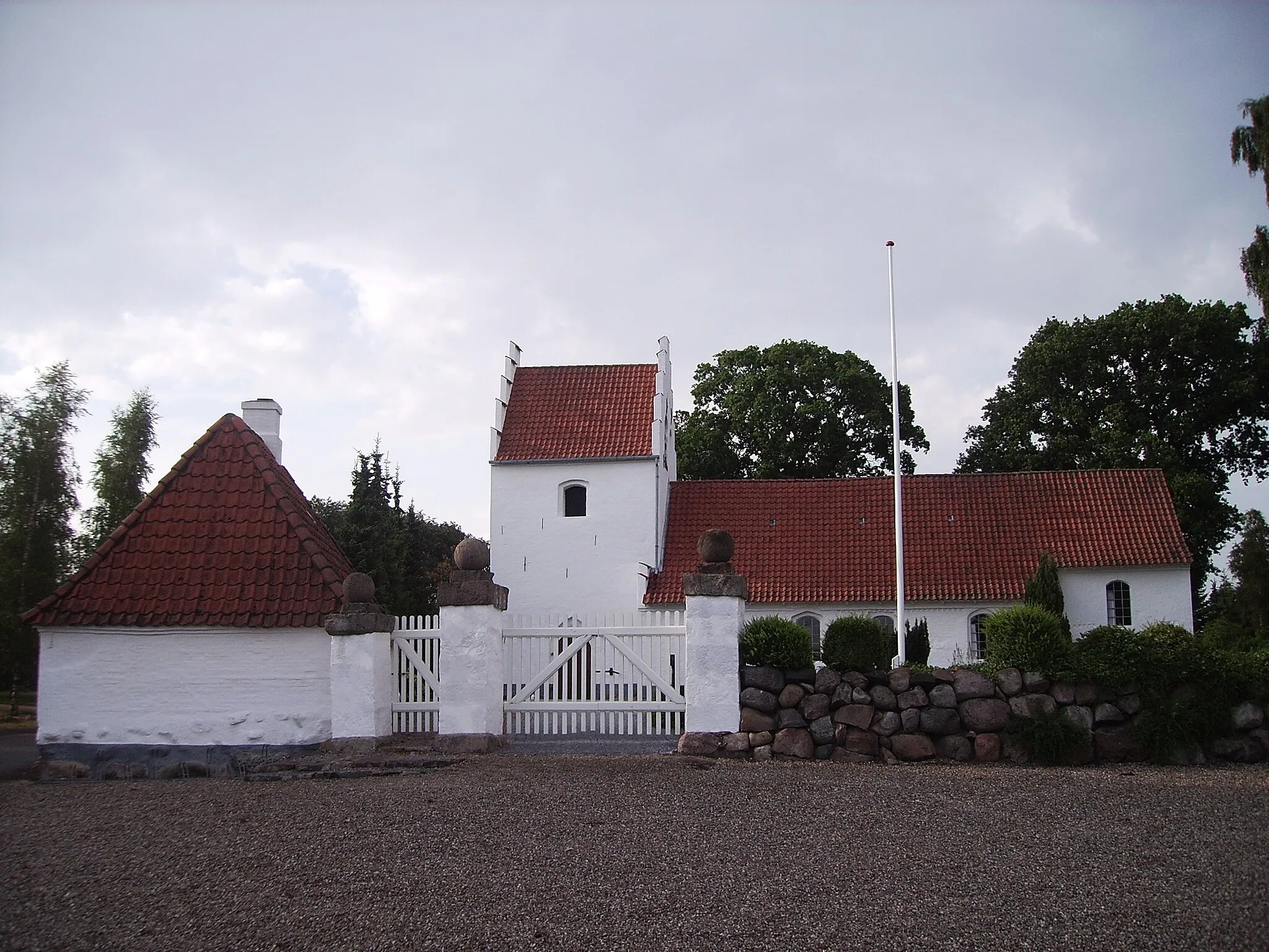 Photo showing: Seden Kirke, Seden Sogn, Åsum Herred, Odense Amt, Denmark (Danish Church) - Seden Kirke fra syd