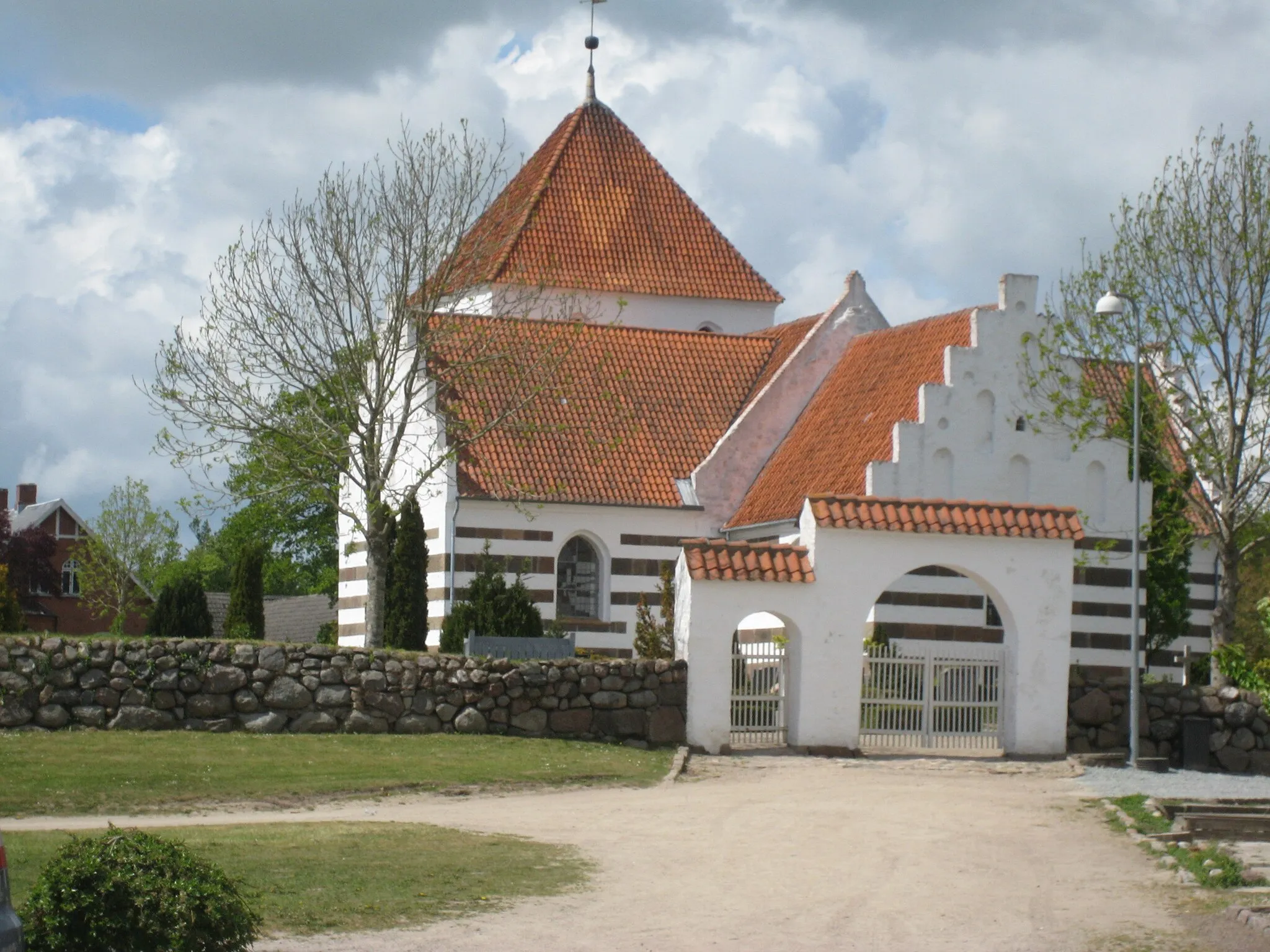 Photo showing: Søndersø Kirke på Fyn