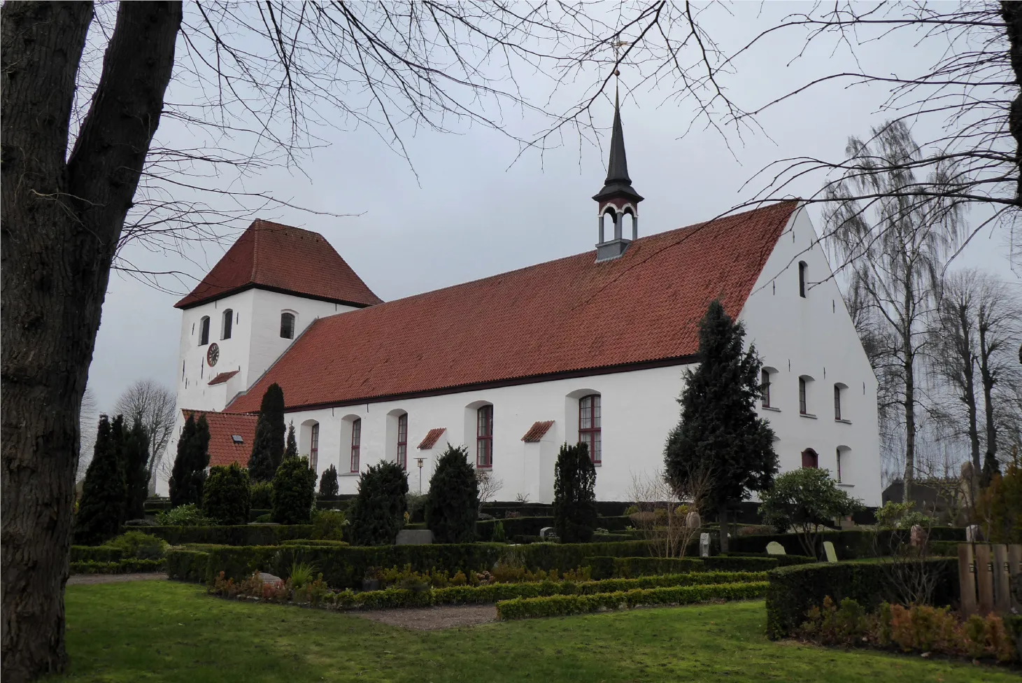 Photo showing: Ulkebøl Kirke