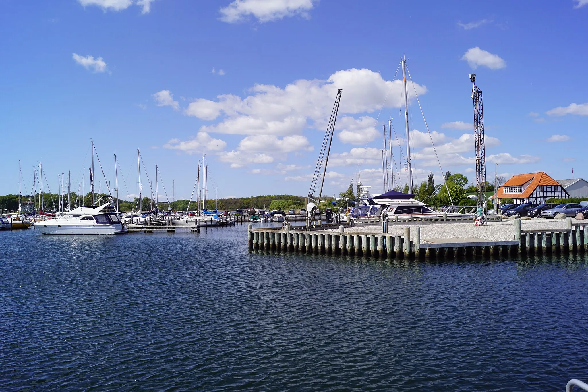 Photo showing: Fjællebroen havn  set mod nord