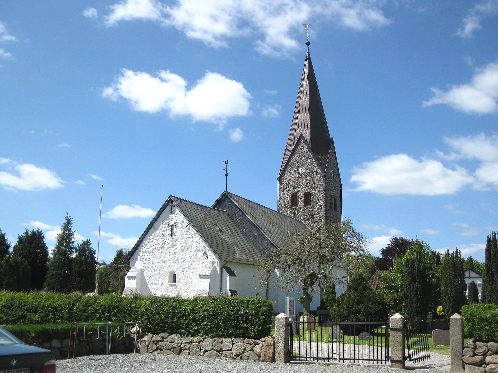 Photo showing: The church "Bov Kirke" in the northern part of the small town "Padborg". The town is located in Southern Jutland, Denmark, close to the German border.