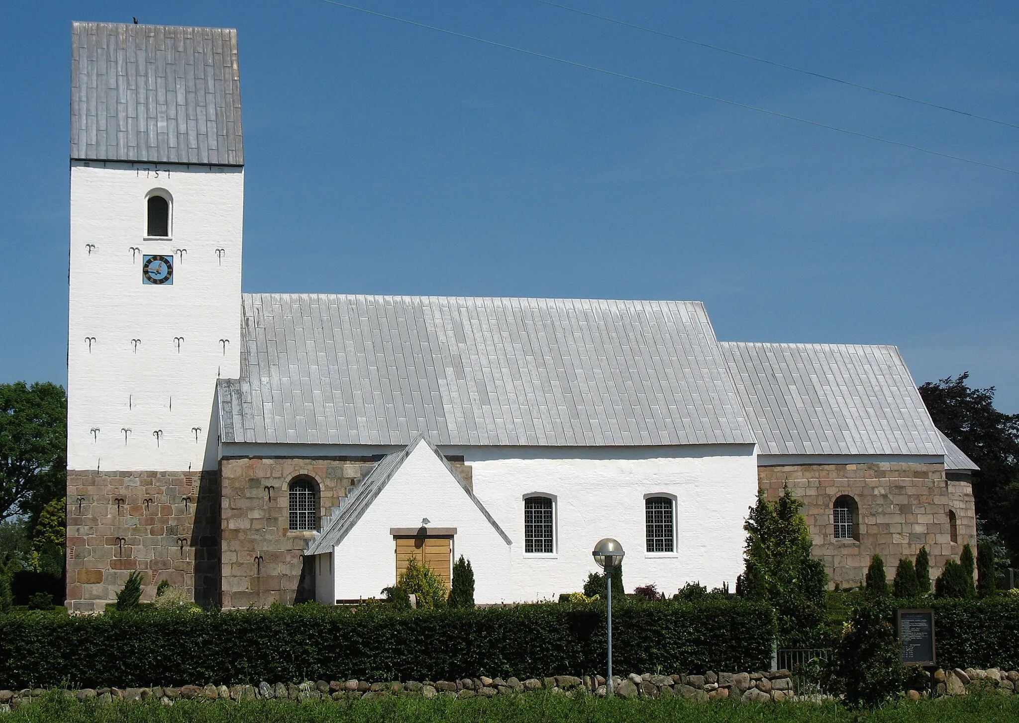Photo showing: Ølgod kyrka.