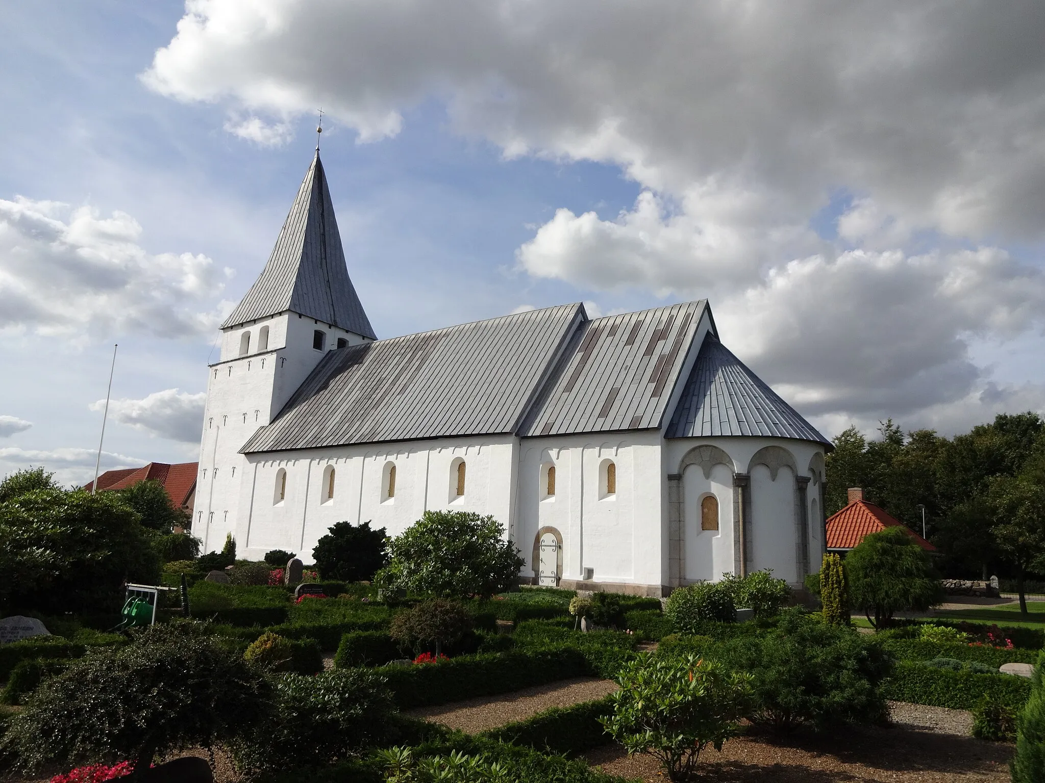 Photo showing: Lintrup Kirke