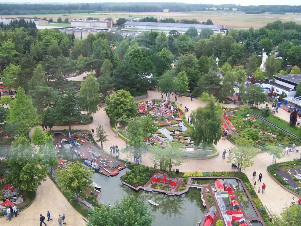 Photo showing: Legoland Billund Denmark. This is a view out the window of the observation tower and shows some reflection.