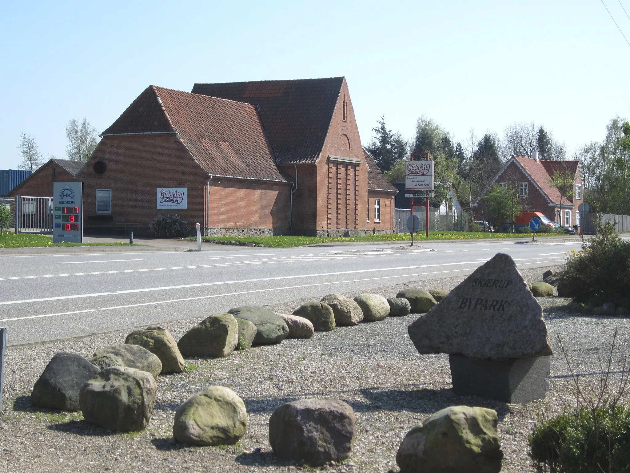 Photo showing: The town park of the village "Skærup" located in Vejle Kommune, South-Central Jutland, southern Denmark.