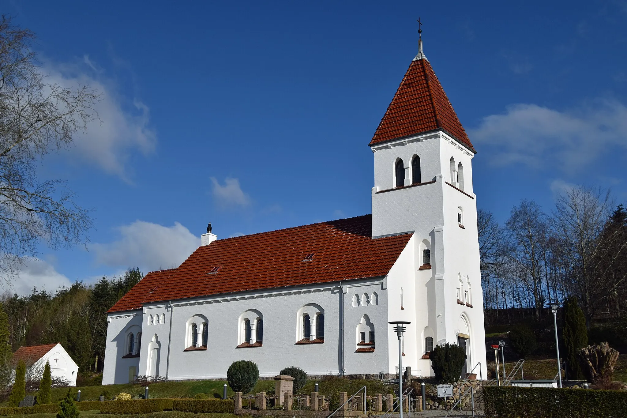 Photo showing: Broholm Kirke