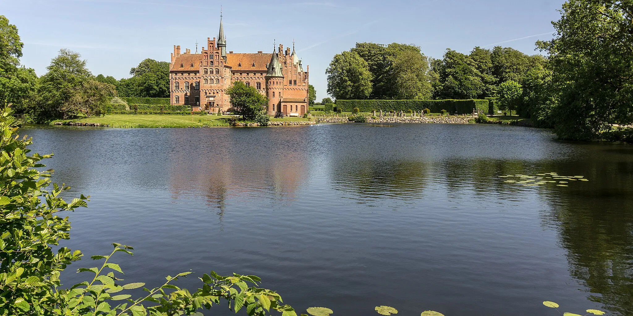 Photo showing: en.wikipedia.org/wiki/Egeskov_Castle