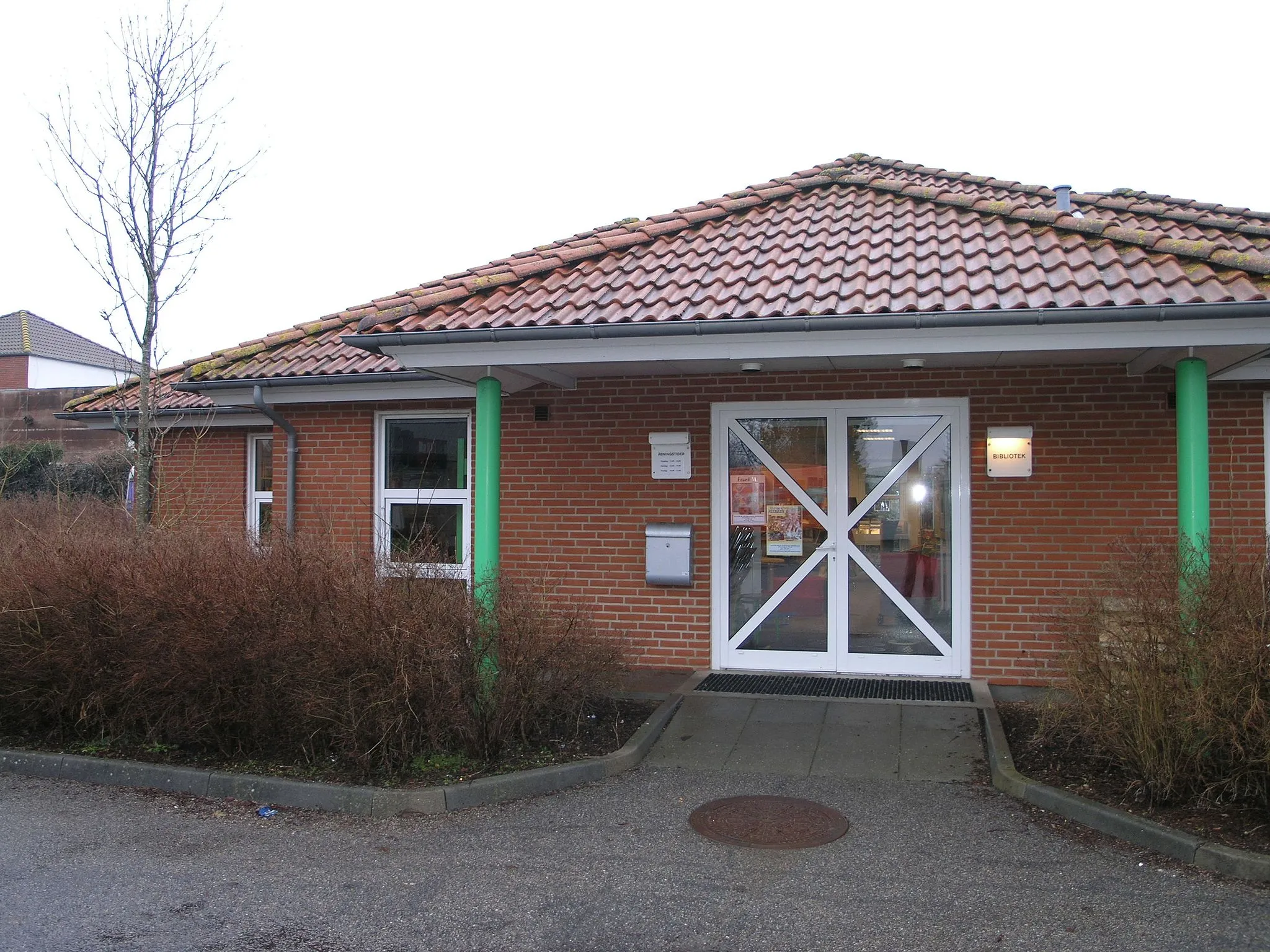 Photo showing: Agerbæk Bibliotek - indgang