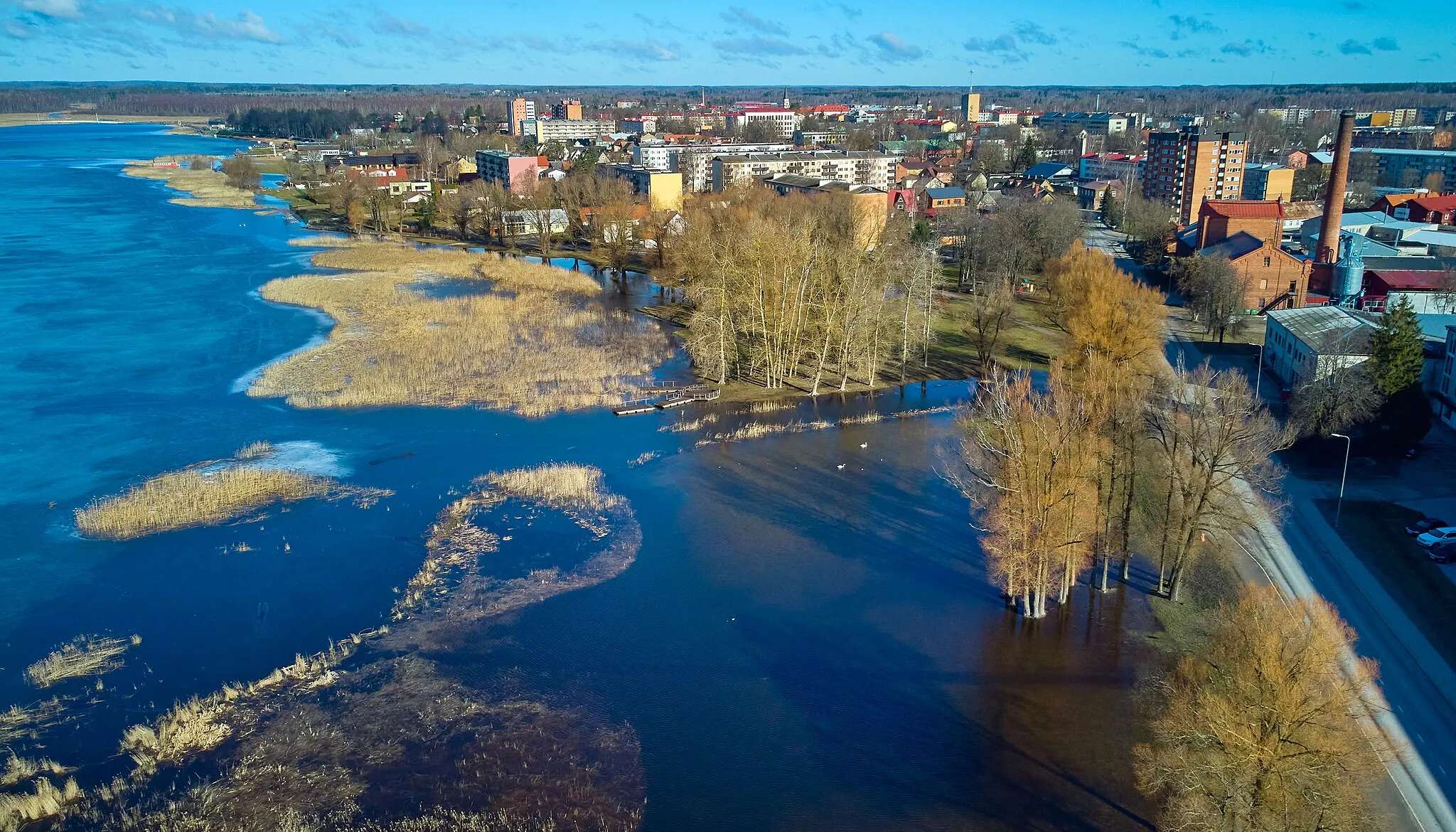 Photo showing: Suurvesi Tamula järvel 2023. aasta aprillis.