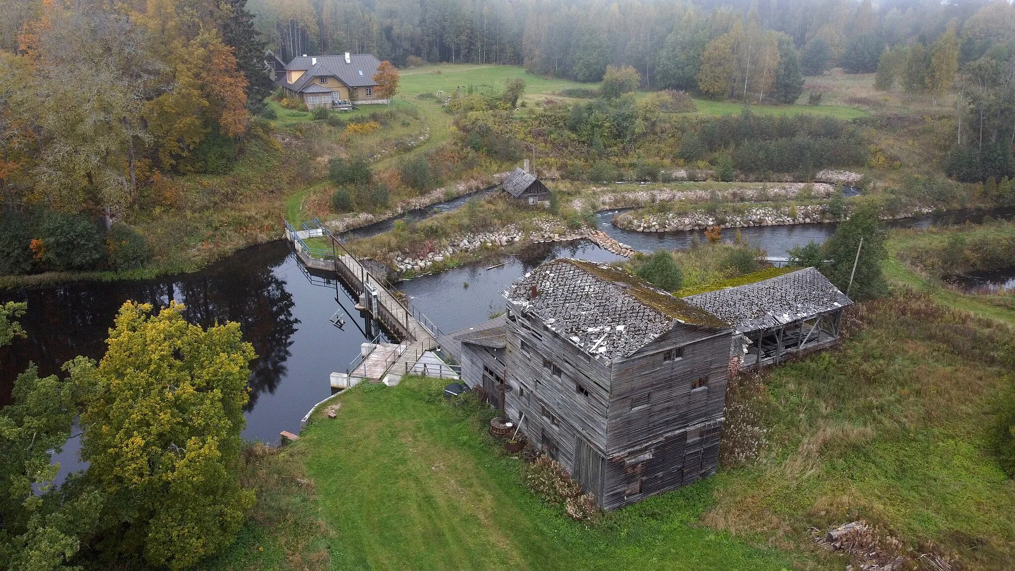 Photo showing: Vetla vesiveski ja möldritalu (september 2021)