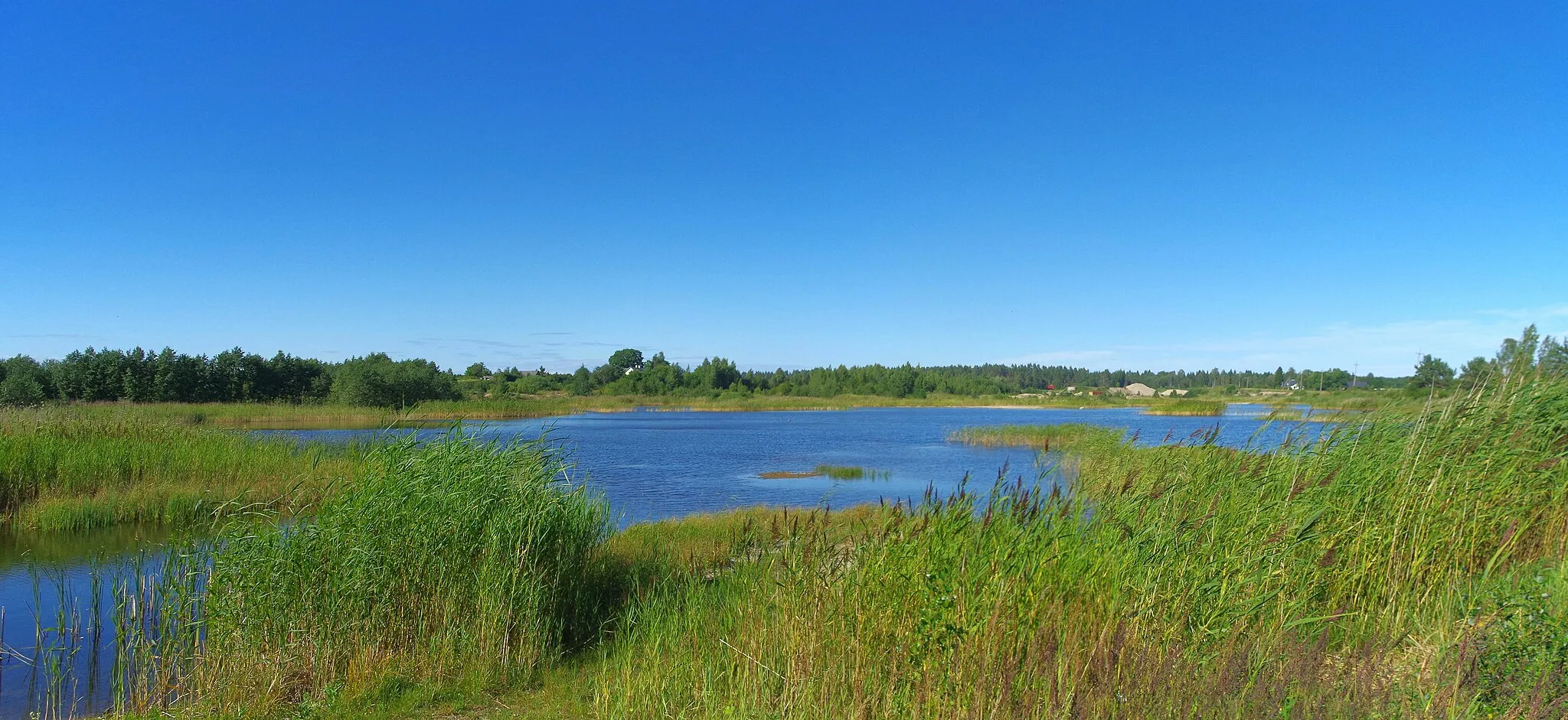 Photo showing: Karjäär asub Harjumaal, Saku vallas Kirdalu küla lähedal asuv tehisjärv. Mitteavalik veekogu.